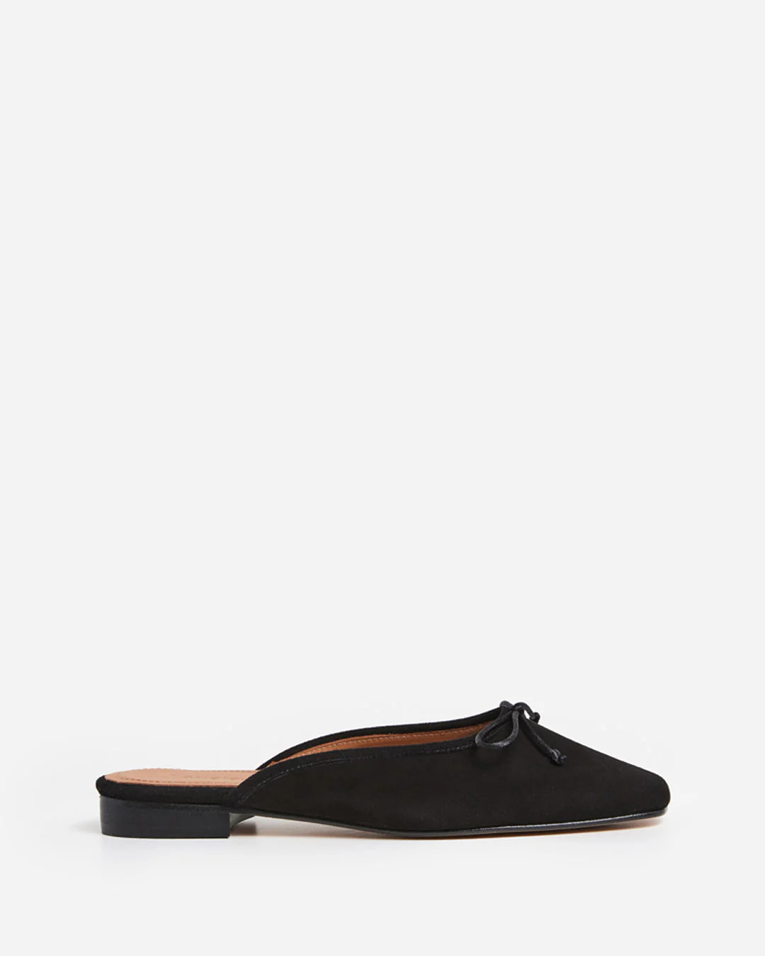 Malva Suede Black | Flattered