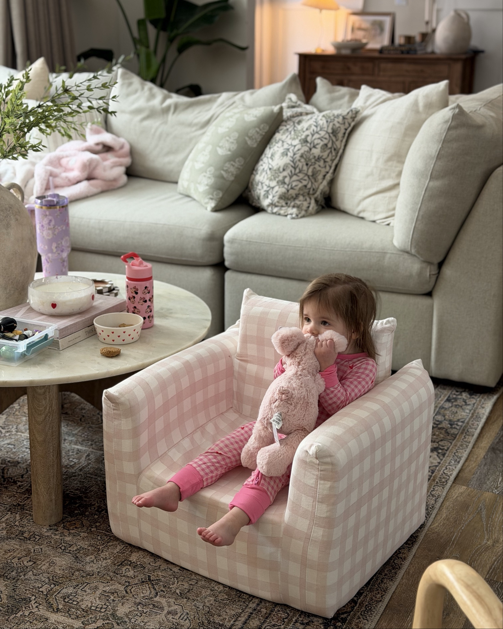 Just a girl and her smudge piggy 🐷💘 she’s been carrying him around and cuddling him!! Soo soft and sweet. These kiddos love their jellycats 🥹🫶🏼🫶🏼 

#LTKBaby #LTKmomlife #LTKKids