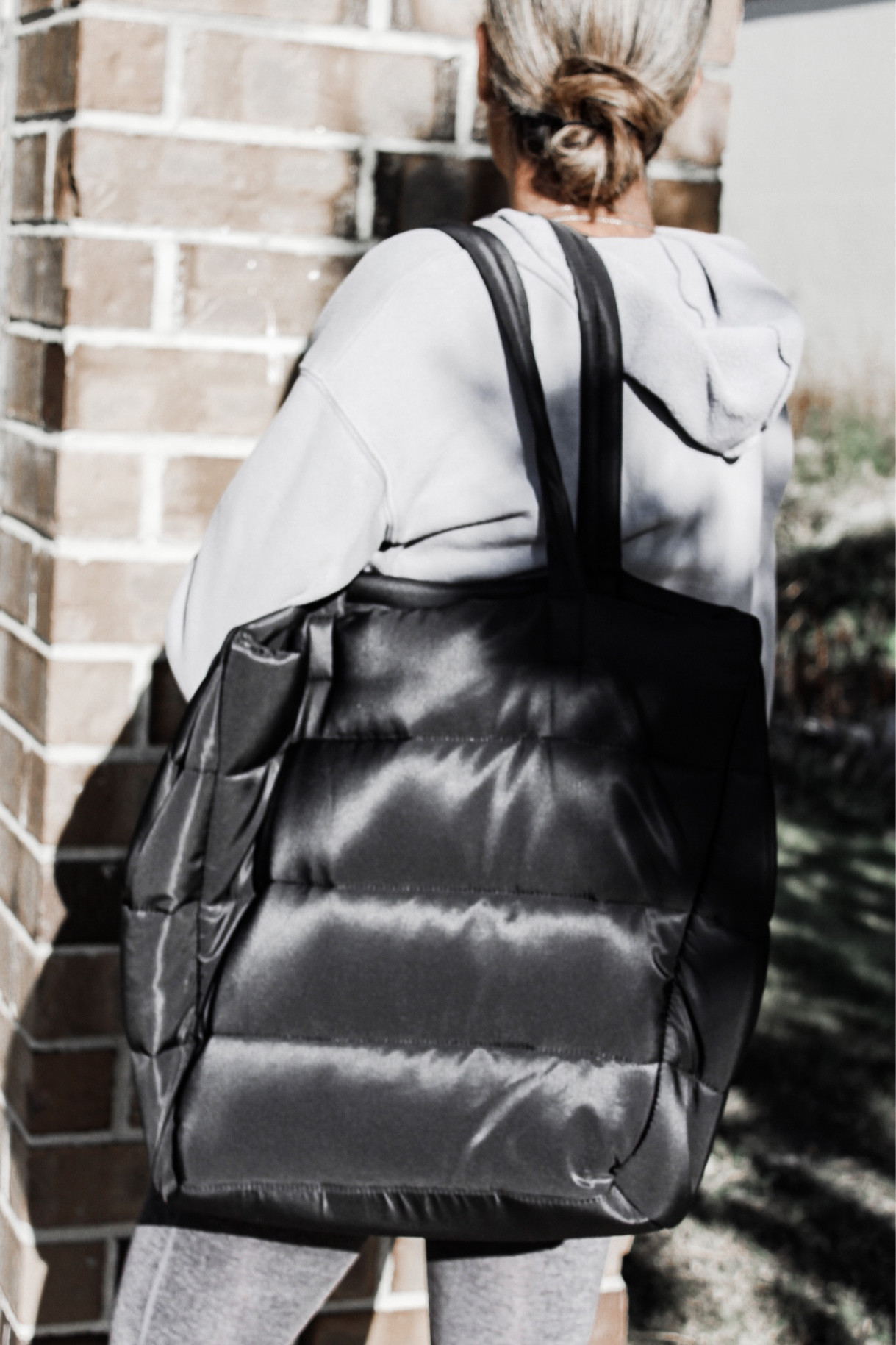 So in love with this padded tote - the perfect size to carry my laptop & all  my other daily necessities. Grab it for under $50! So cute for winter. 🖤

#LTKunder50 #LTKSeasonal #LTKitbag