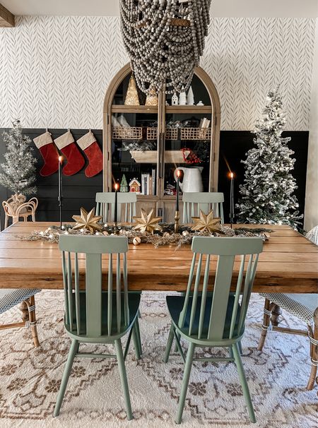 Easy Christmas decor ideas for the dining room! #holidaydecor #christmasdecor #targethome

#LTKHoliday #LTKhome #LTKSeasonal