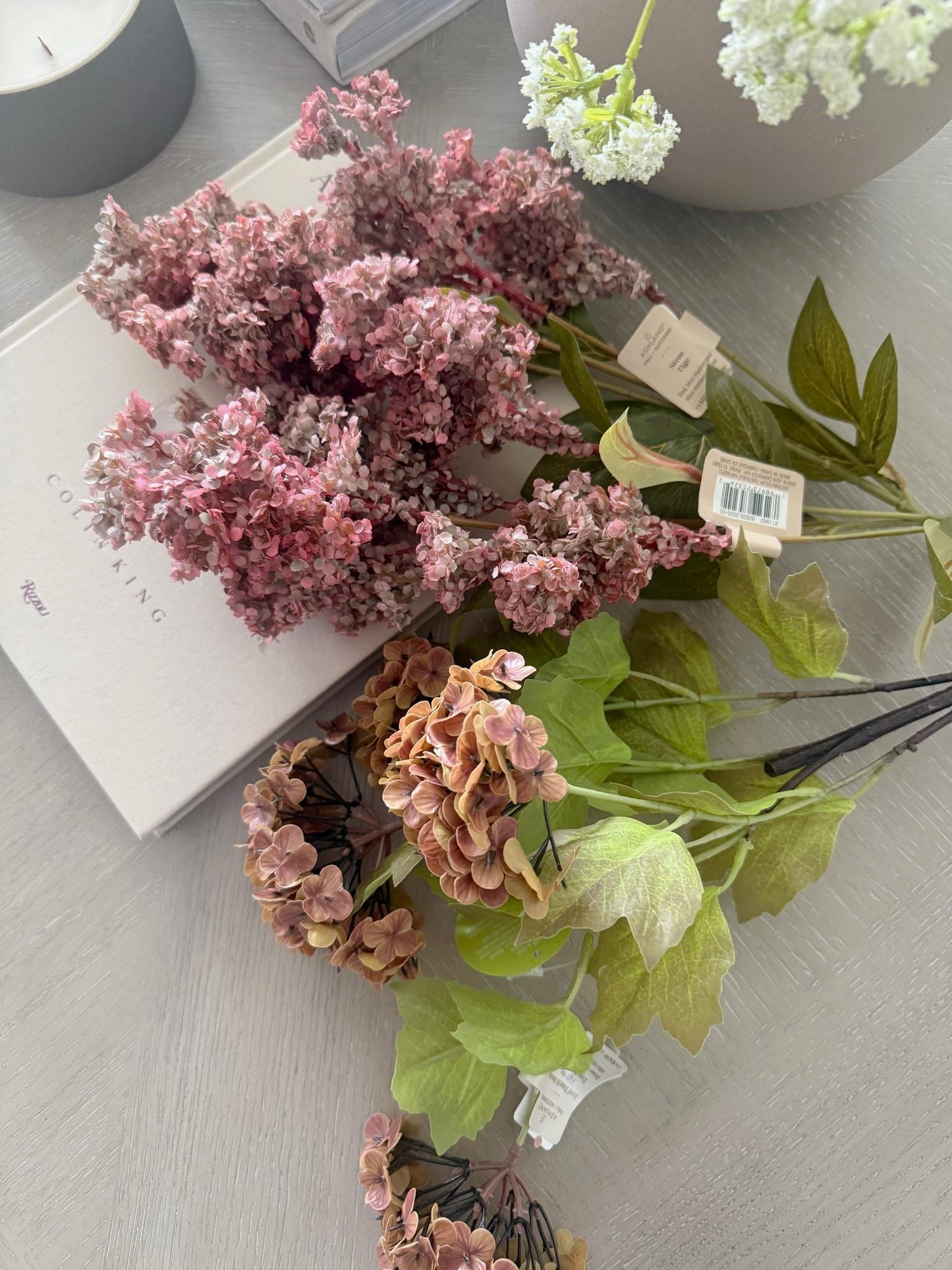 Omggggggg! The new fall floral stems from @Michaels are gorgeous!!!!! Currently 40% off!!! 

These will sell out fast!!! 🏃🏼‍♀️💨


Fall stems, fall florals, flower stems, hydrangeas, fall decor, fall home, 


#fallstems #flowerstems #falldecor #floralstems #michaels

#LTKSeasonal #LTKHome