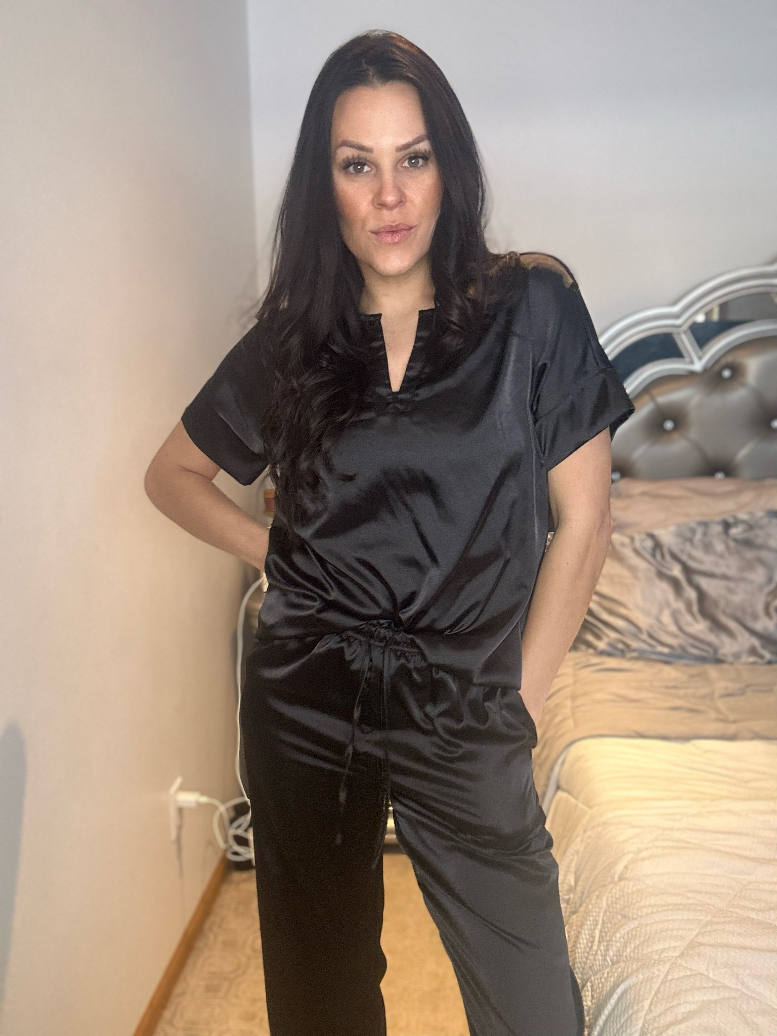 Ekouaer Satin Pajama Set Womens Silk Short Sleeve V Neck Shirt with Long Pant Soft Loungewear Pjs Set

#LTKsalealert #LTKstyletip #LTKbeauty