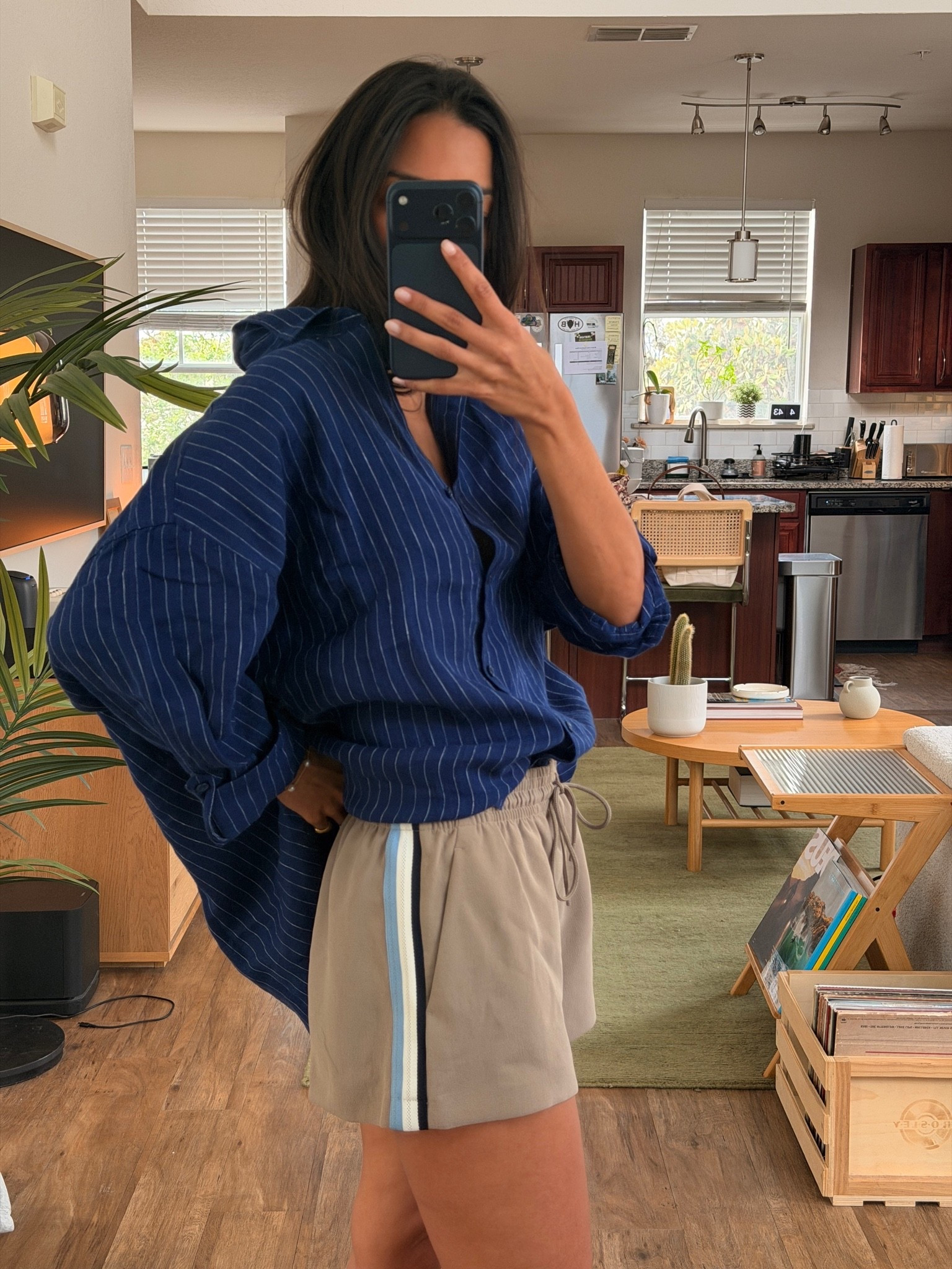 wearing a size s in shorts + button down @Aritzia

#LTKootd #LTKgrwm