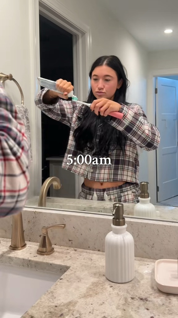 Spend the morning with me!

#LTKSeasonal #LTKStyleTip