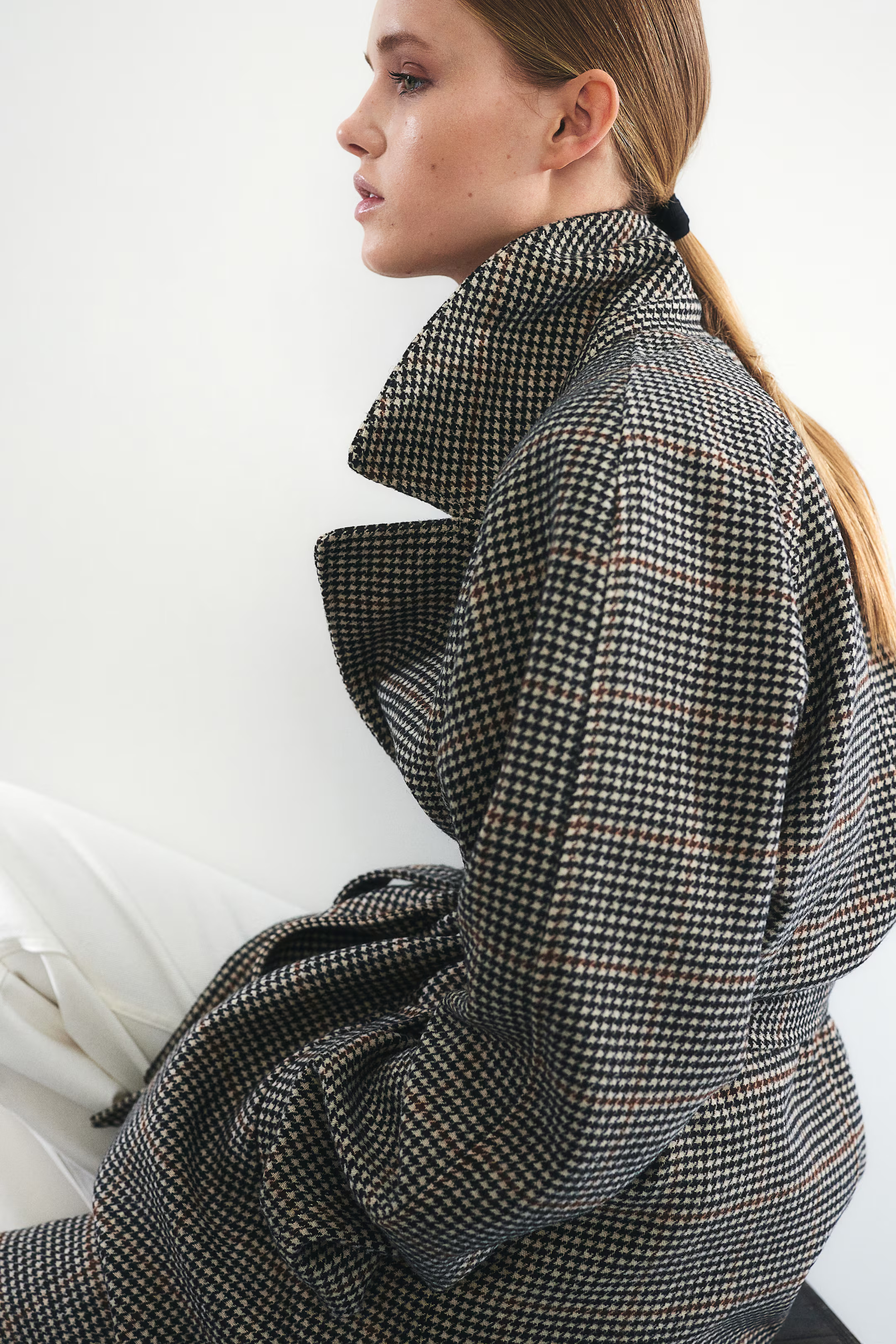 Tie-belt felted coat - Long sleeve - Short - Beige/Checked - Ladies | H&M GB | H&M (UK, MY, IN, SG, PH, TW, HK)