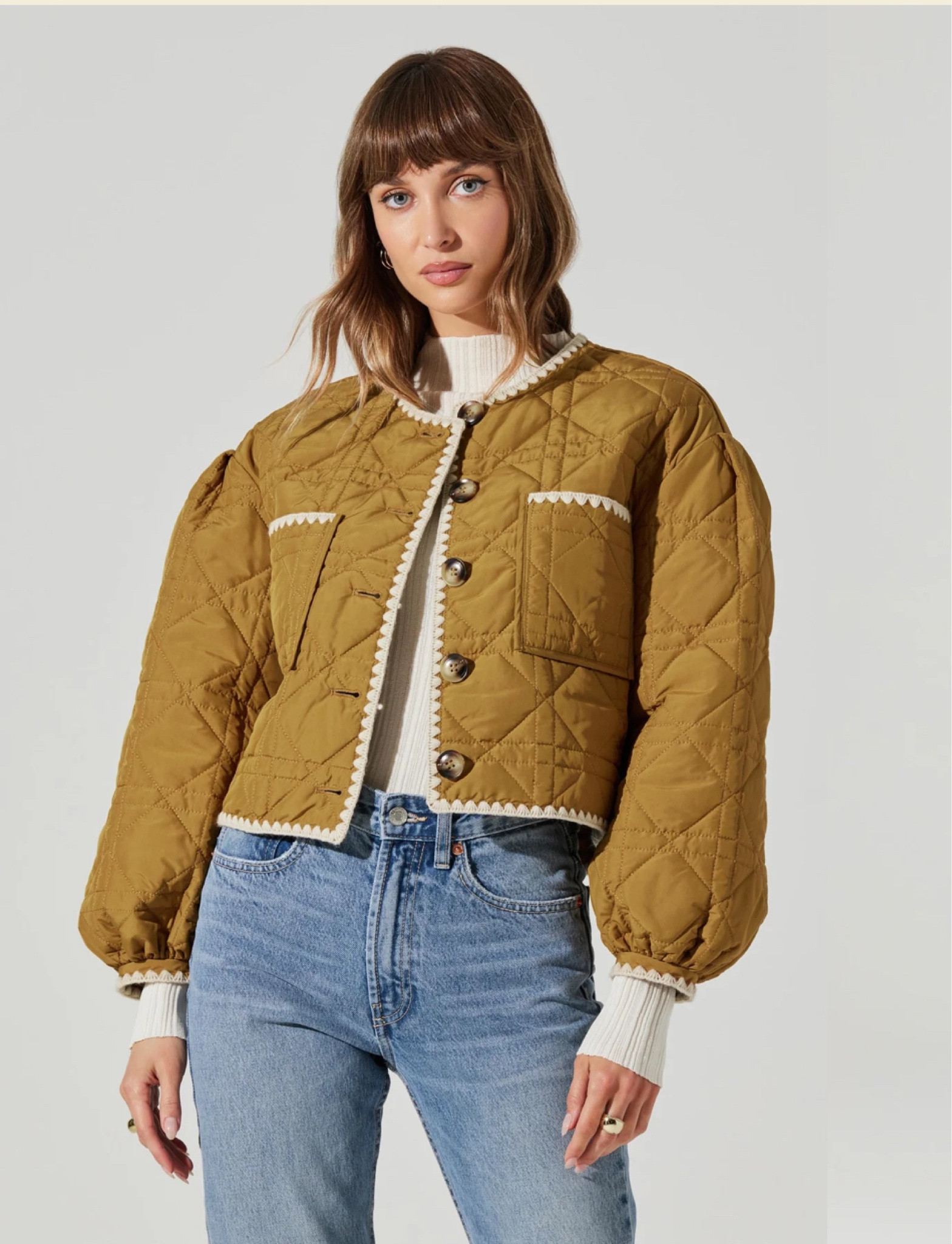 Guys I’m really loving this jacket. Really just adding it here so I don’t forget bc it’s 100 degrees outside and I can’t shop for fall yet. Hoping to catch it on sale!

Fall fashion
Prefall
Light jacket 

#LTKSeasonal