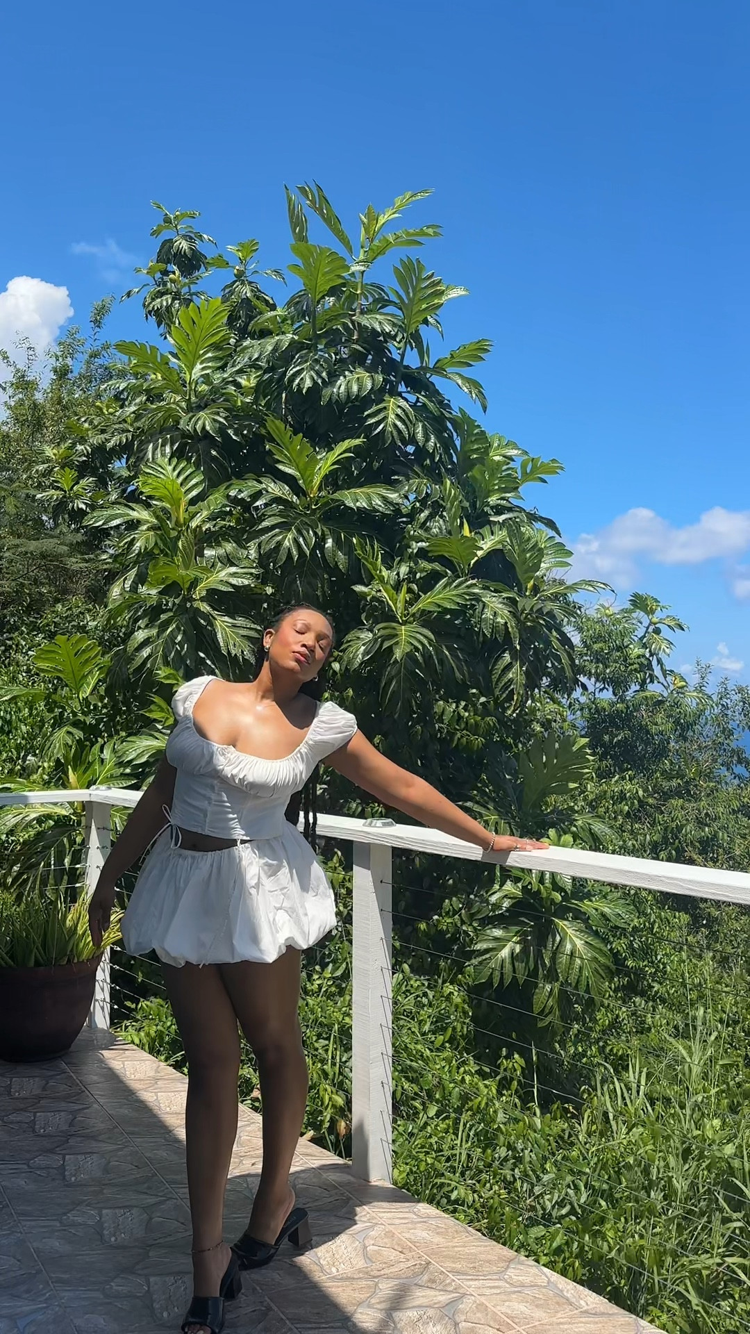 All White Vscsy Outfit