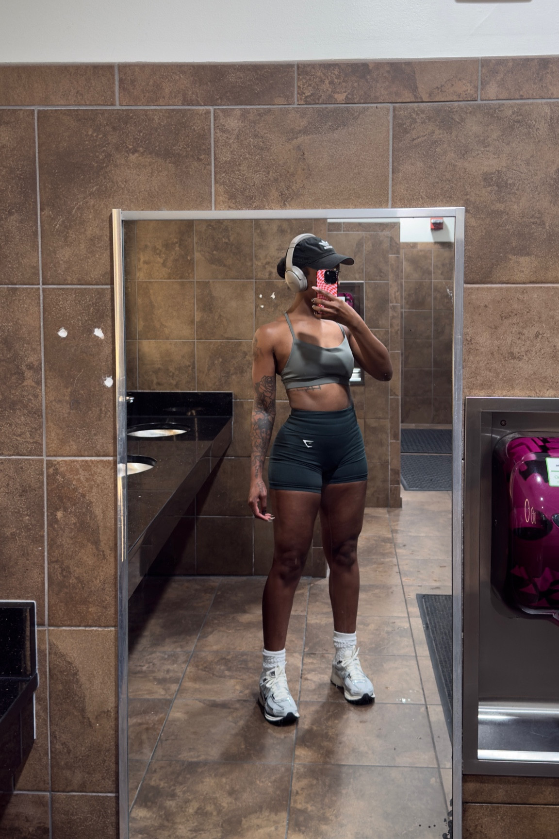 Gym fit of the day!

#LTKFindsUnder100 #LTKFindsUnder50 #LTKActive