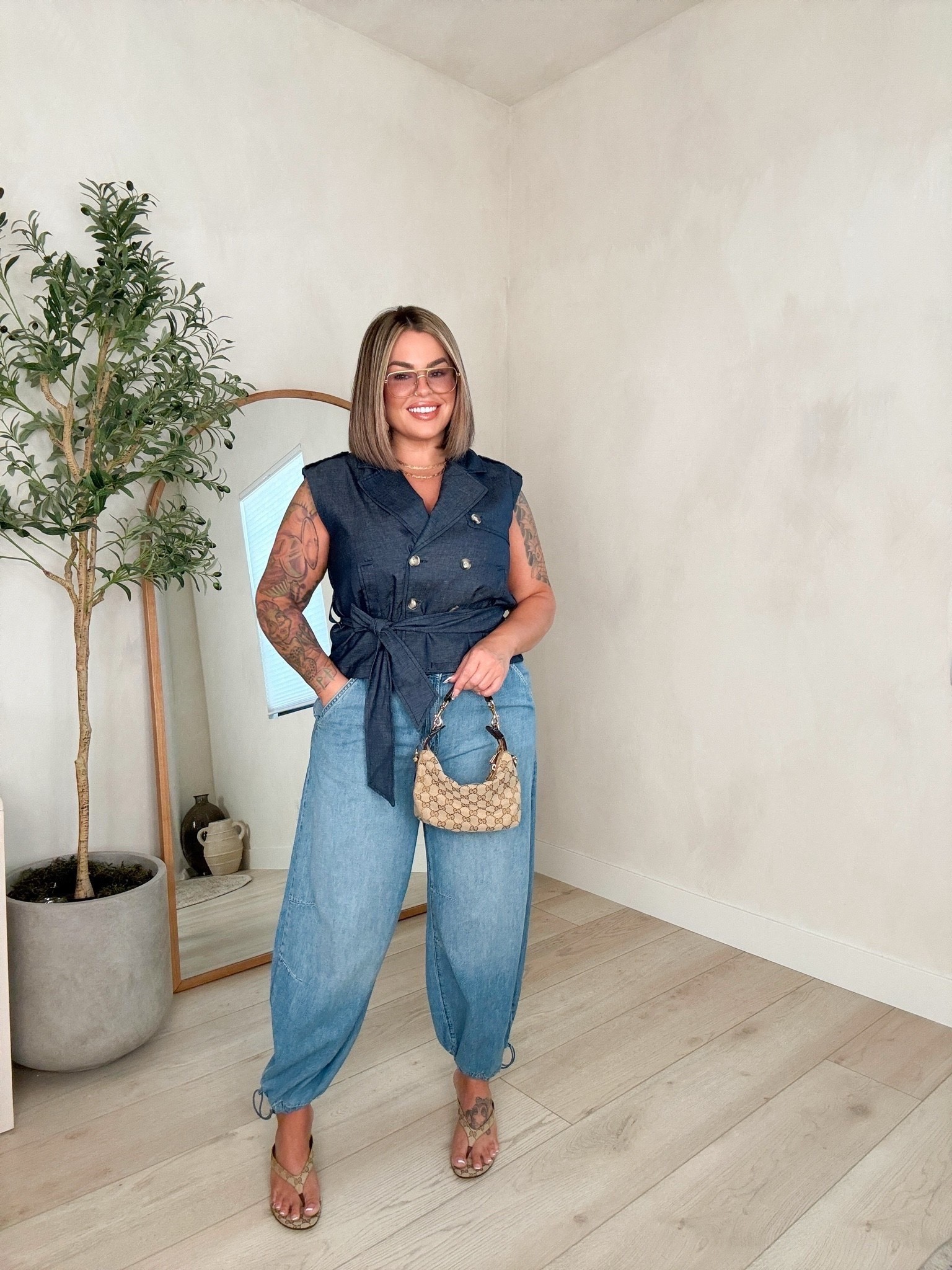 Jeans 31 reg 
Top xl ( I would size up in this one )
Use code shayna15 to save on necklaces 
#denim #gap #zara

Comment SHOP below to receive a DM with the link to this post on my LTK ⬇ https://liketk.it/6j5jK

https://liketk.it/6j5jK

#LTKootd #LTKSaleAlert #LTKMidsize