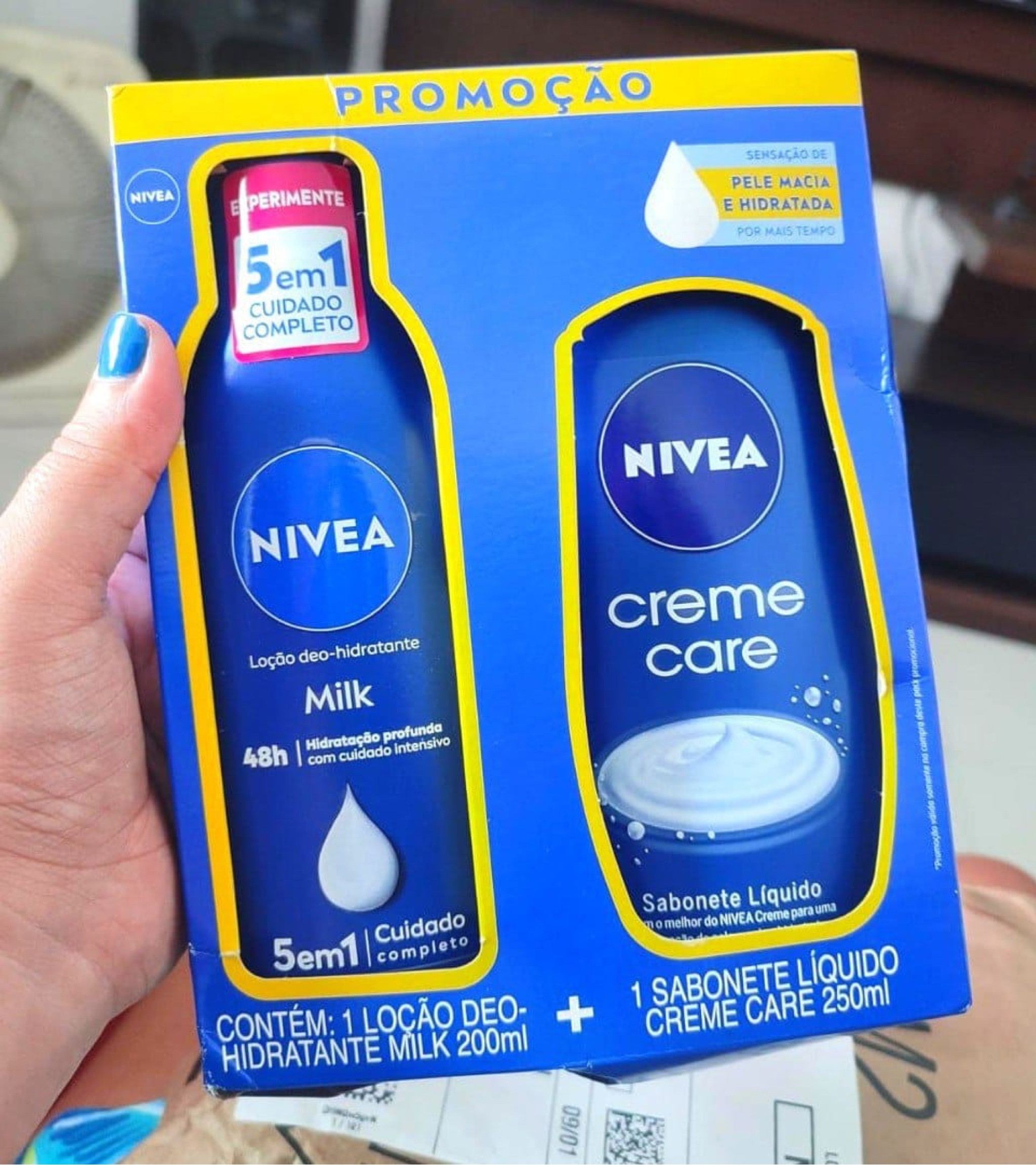 O hidratante corporal promove uma agradável sensação de maciez na pele, cuidando e protegendo do ressecamento. É indicado para pele seca e extrasseca. Sabonete líquido hidratante que produz espuma cremosa, envolve e cuida da pele durante e depois do banho.

#LTKhome #LTKbrasil #LTKbeauty