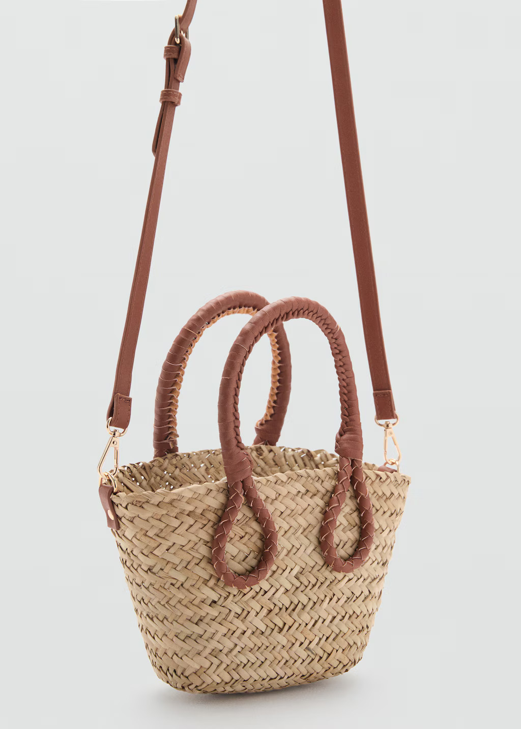 Mini straw basket - Teen | MANGO USA | Mango (US/MX/AU)