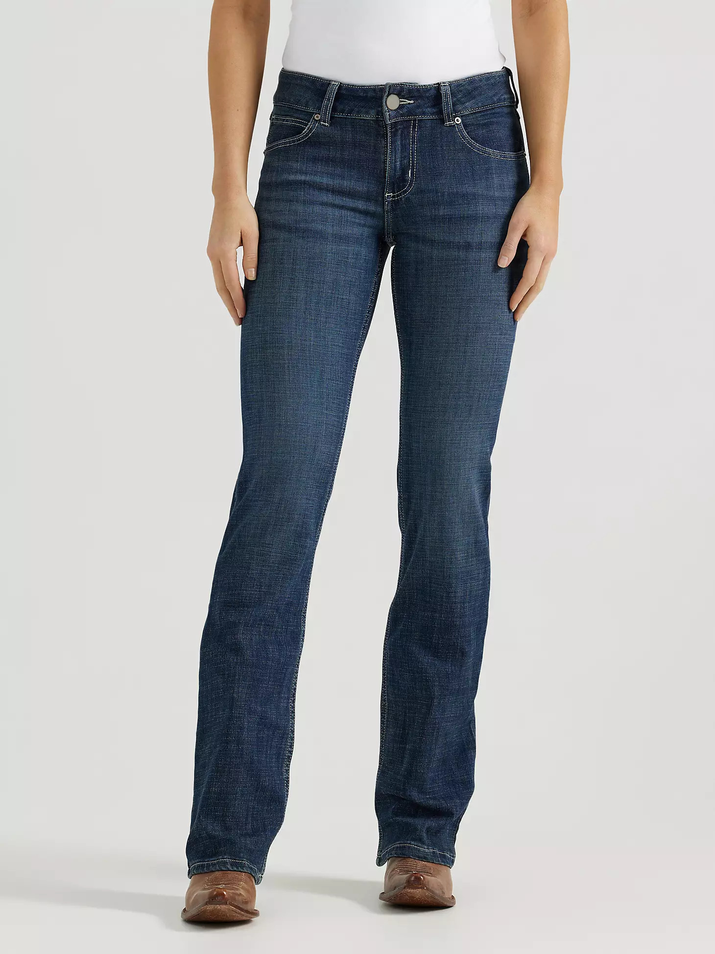 Women's Essential Mid-Rise Bootcut Jean | Wrangler