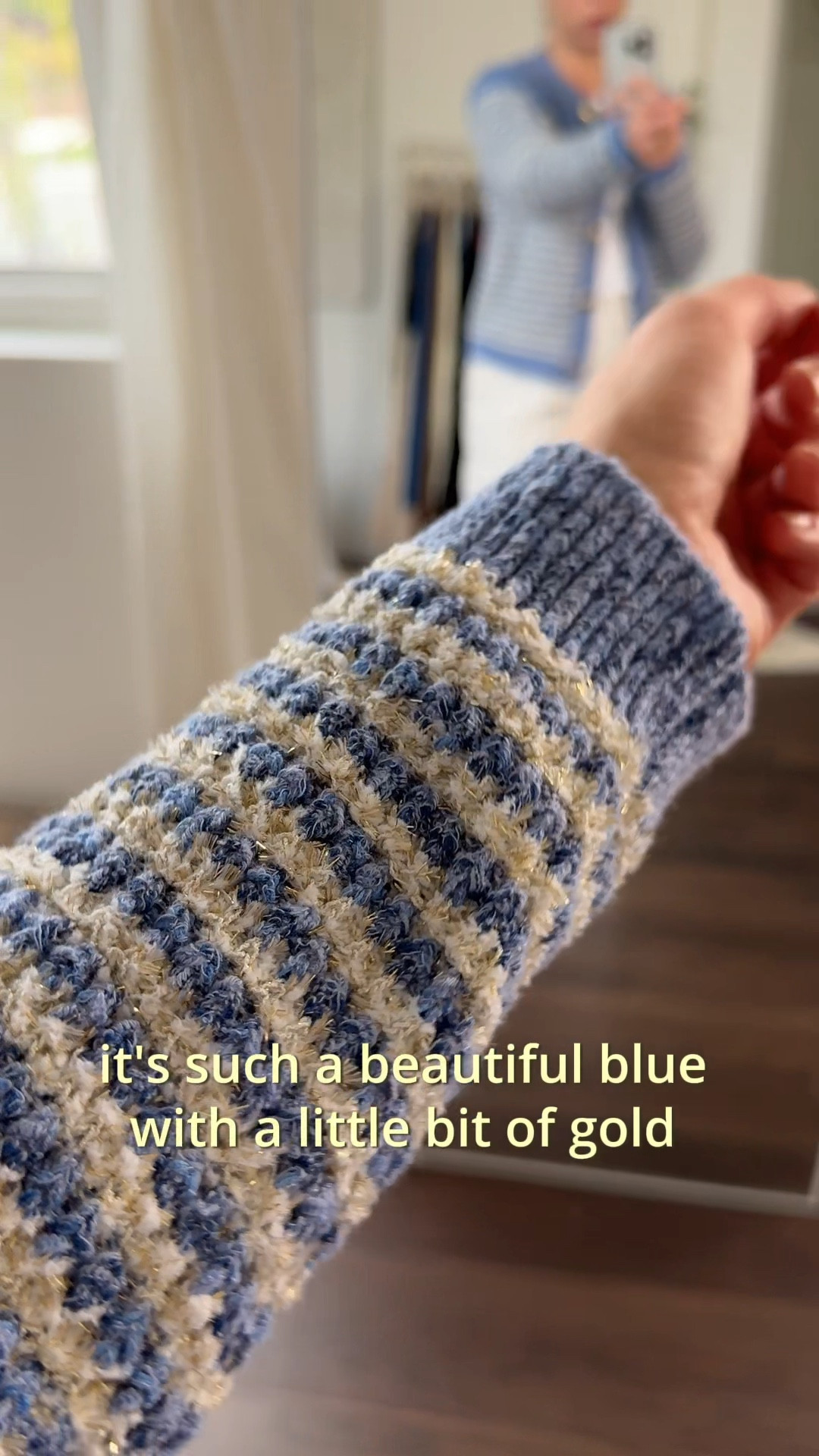 Ann Taylor cardigan try-on

#LTKSaleAlert #LTKPetite #LTKOver40