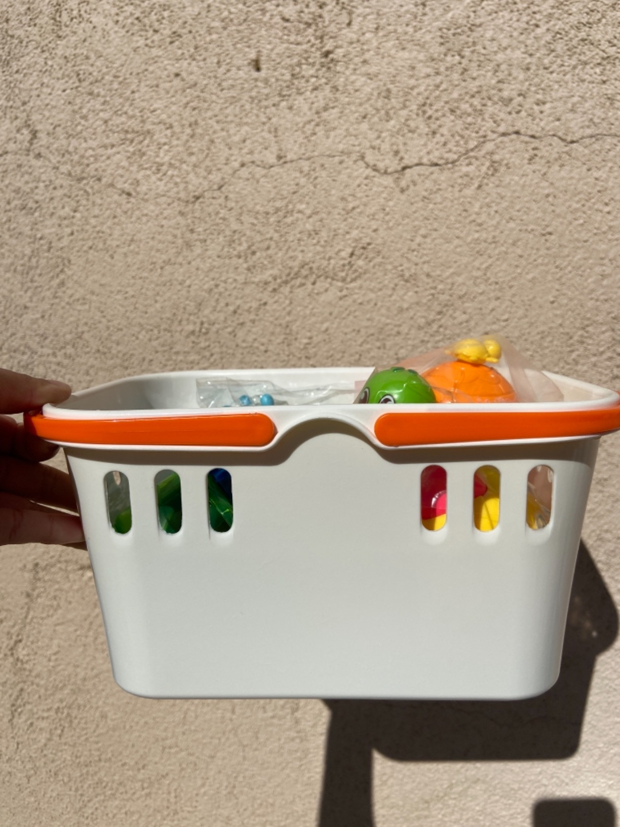 iPlay, iLearn Baby Bath Toys w/ Organizer, Water Squirting Octopus, Wind Up Swimming Turtle, Bath... | Amazon (US)