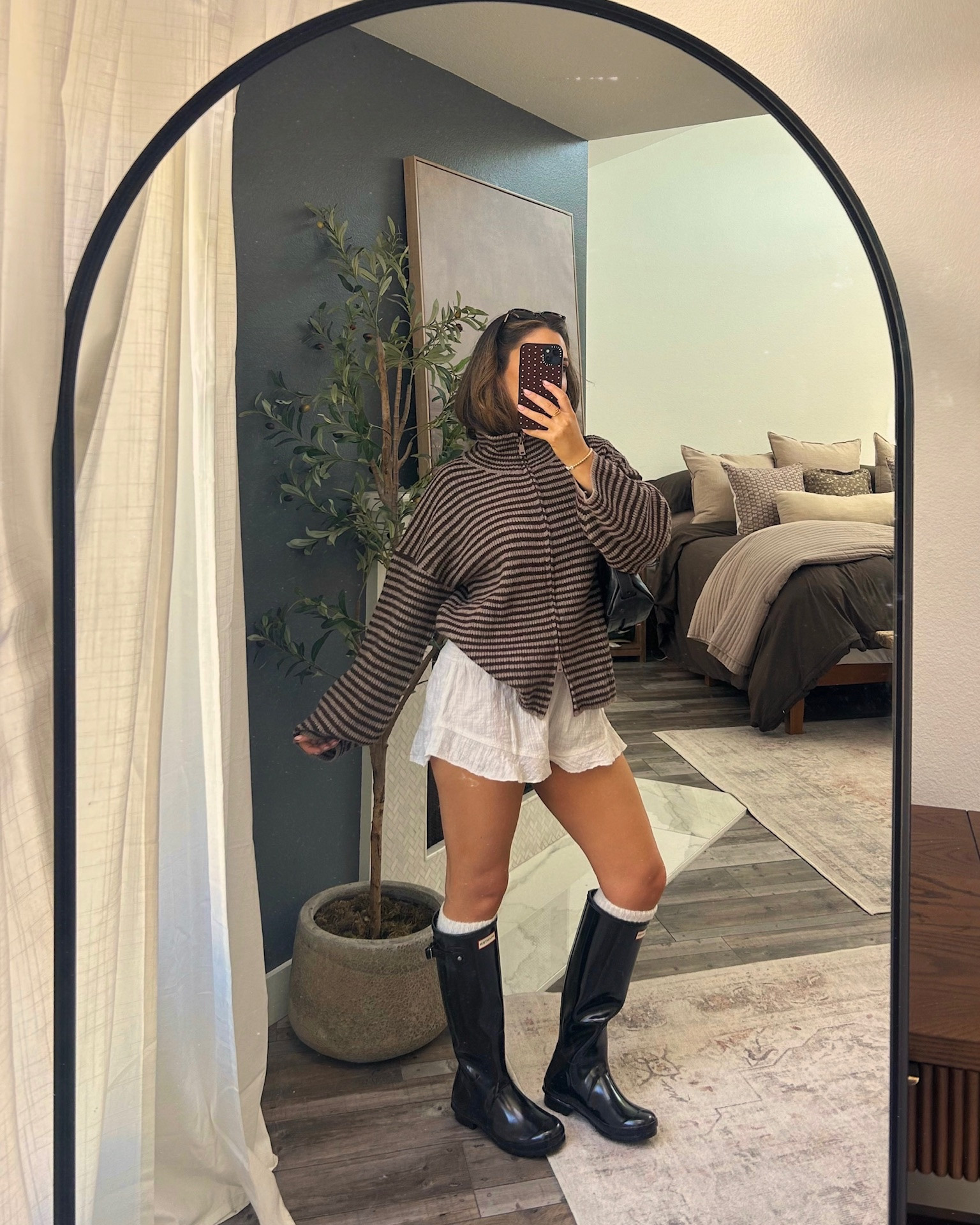 Sweaters I’m wearing on repeat this fall 🔁

#LTKdayinmylife #LTKgrwm #LTKSeasonal