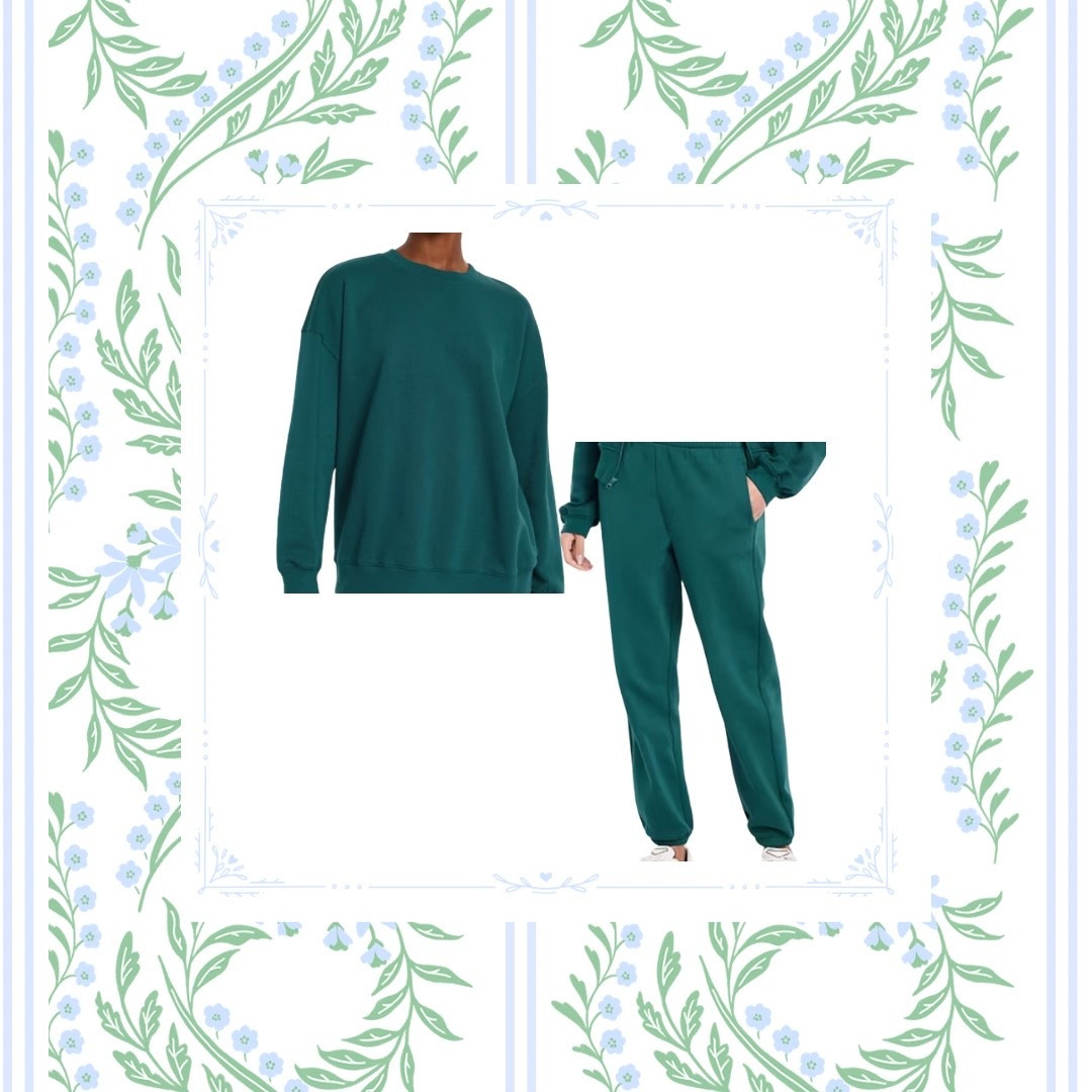 I’ve been living in this sweatsuit, it washed well, comes in a ton of colors and is 50 percent off!

#LTKSaleAlert #LTKActive #LTKFindsUnder50