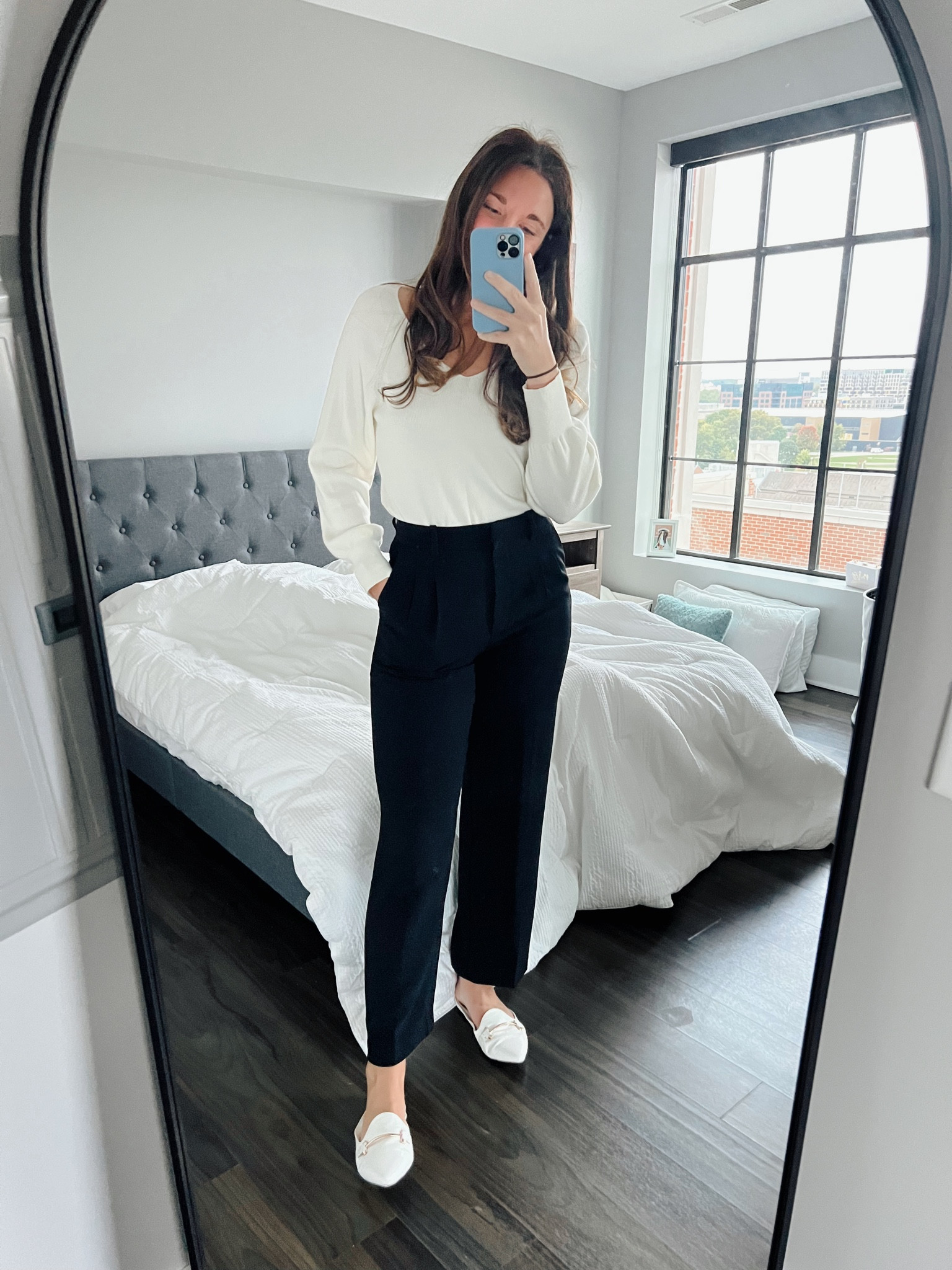 Pants: Aritzia- Wilfred Effortless pant/ Color black 

#LTKfit #LTKworkwear #LTKSeasonal