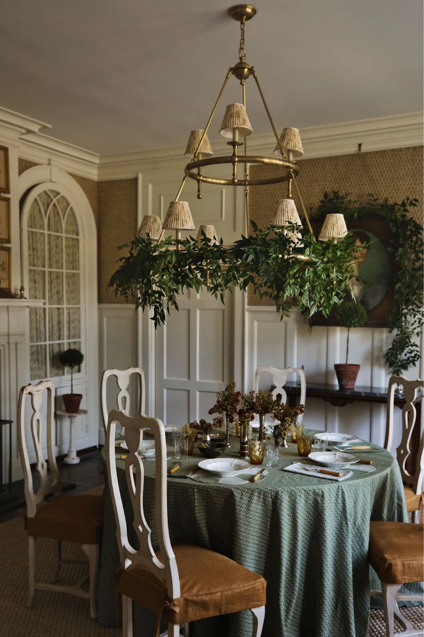 Classic Holiday Decor for a timeless, warm and elegant holiday vibe

#LTKhome #LTKHoliday #LTKSeasonal