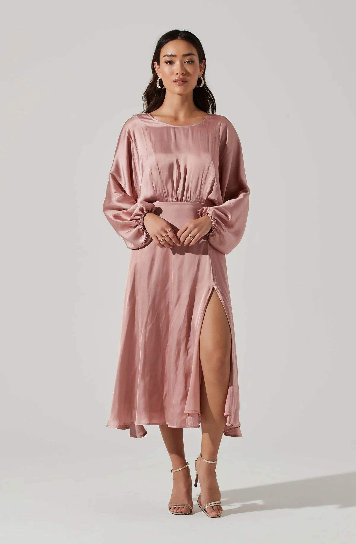 Marin Dolman Sleeve Midi Dress | ASTR The Label (US)
