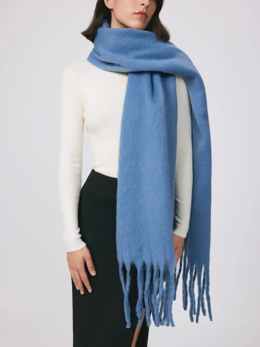 SOLID TASSEL SCARF | Cider