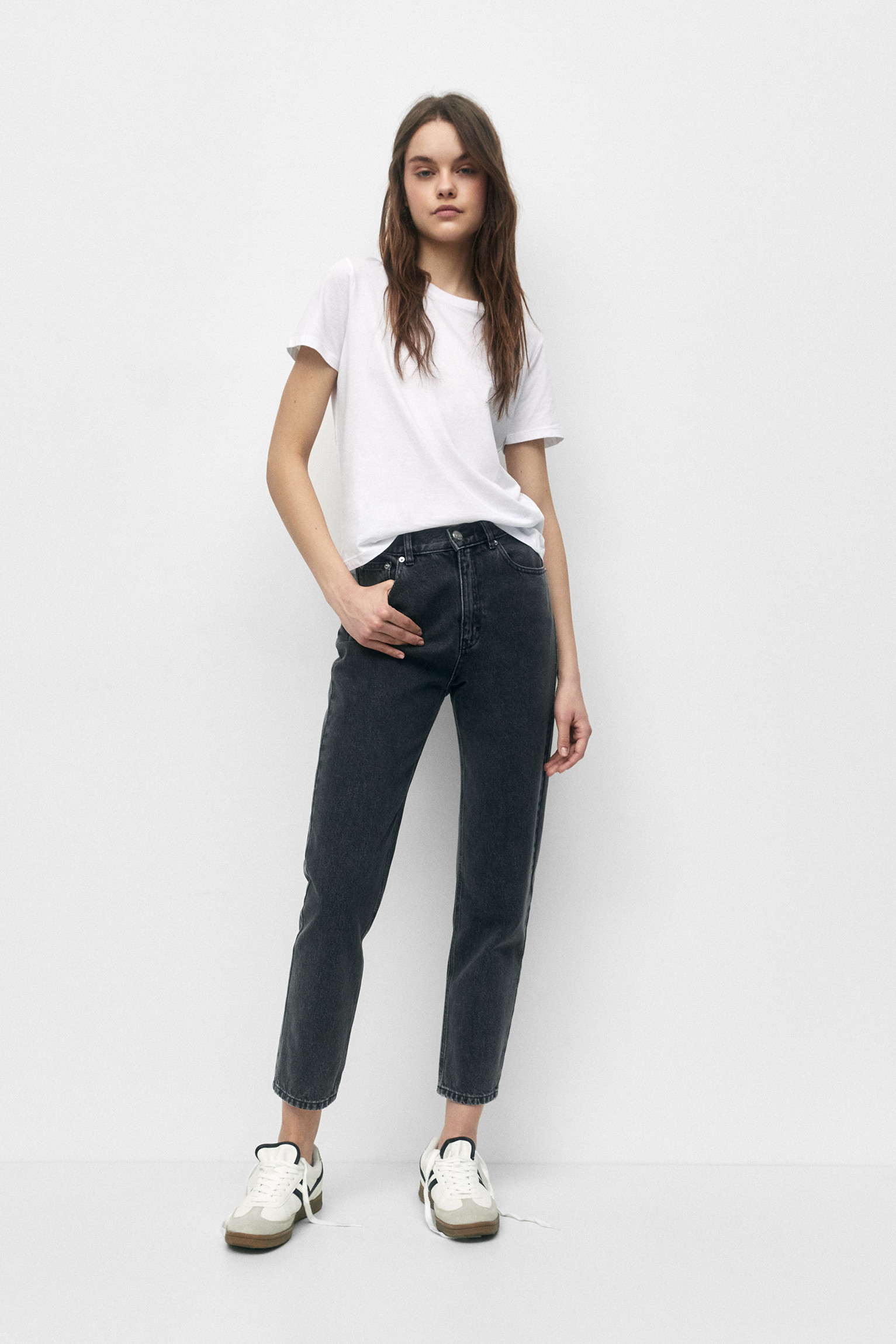 Basic mom jeans | PULL and BEAR UK