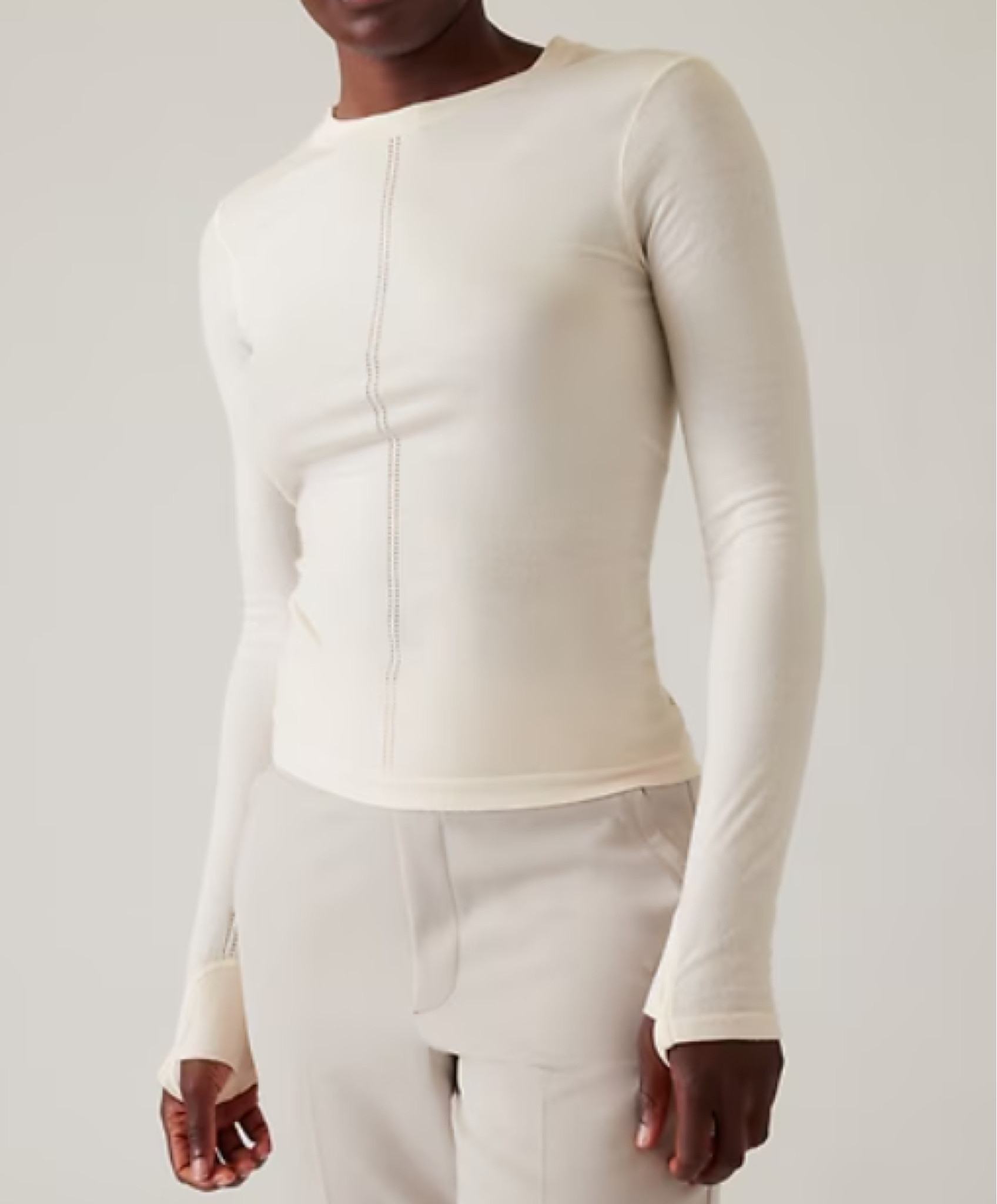 Ascent seamless top in ‘magnolia white’ from athleta 
Oyster / mid peach 
House of colour / Autumn 

#LTKStyleTip #LTKFitness #LTKActive