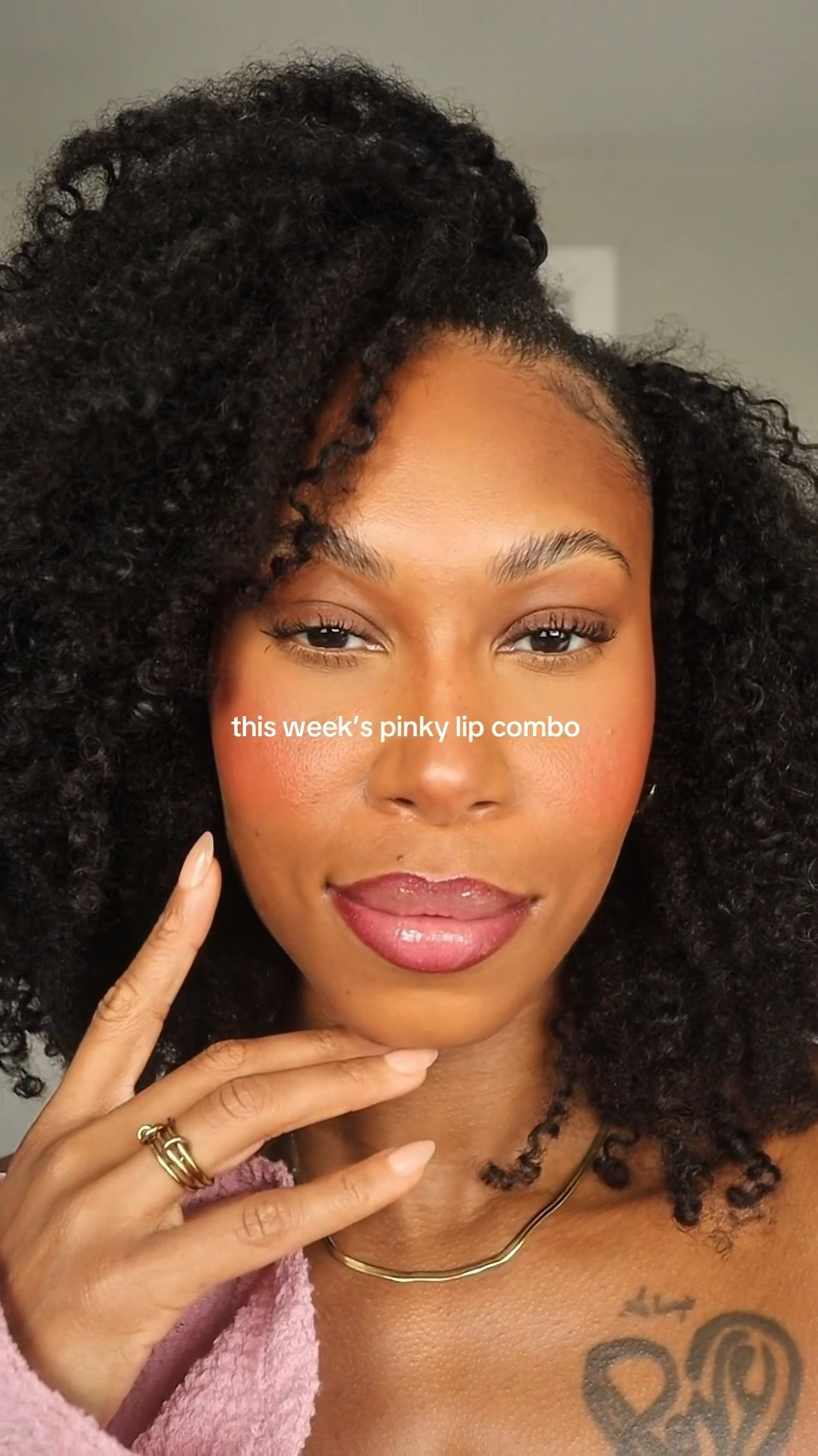 Lip combo of the day 💗

A pinky gloss + burgundy liner is one of my favorite effortless combos. Glossy, soft, and polished enough to wear with any makeup look.

Sharing the products used to recreate this lip combo.


Soft glossy lip combo using a pink lip gloss and deep burgundy lip liner for a neutral soft glam makeup look.


#LTKBeauty