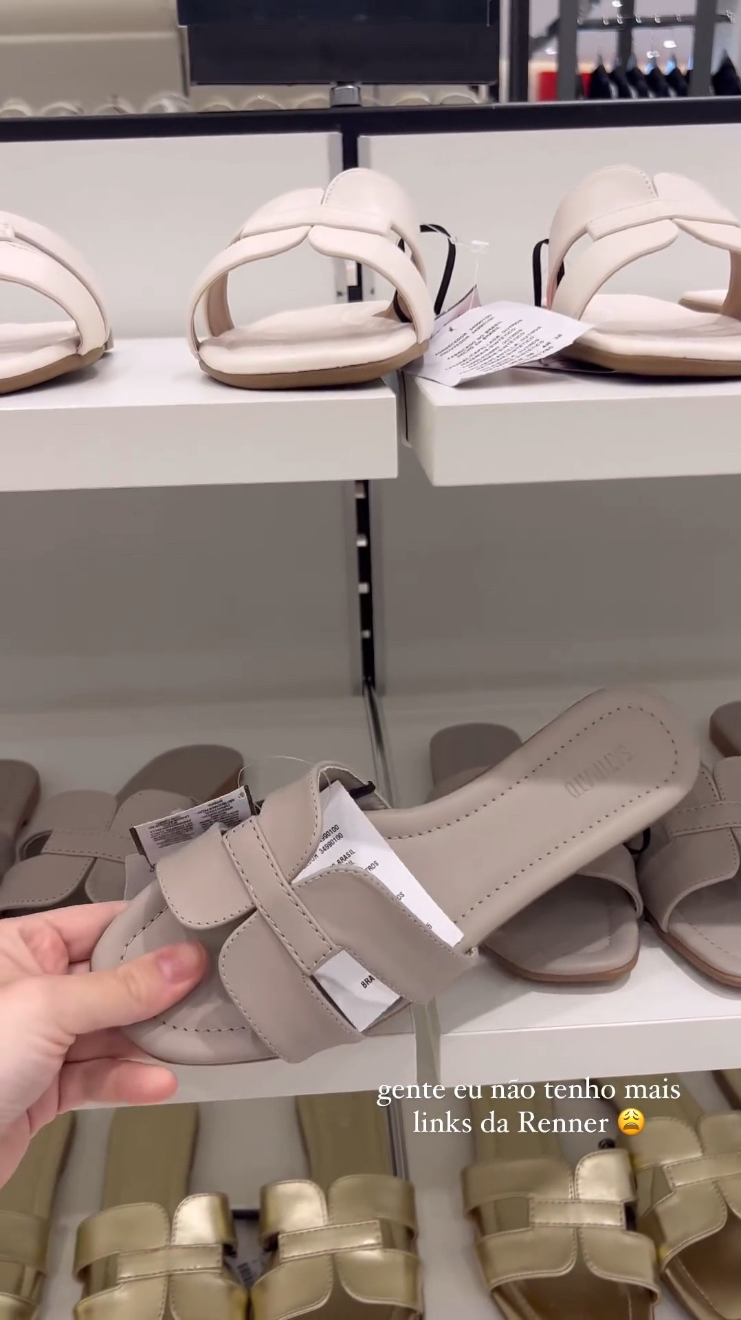 Eu tenho a Branca e a Caramelo, já quero a cinza e a preta 😊

#LTKSeasonal #LTKbrasil #LTKfindsunder100