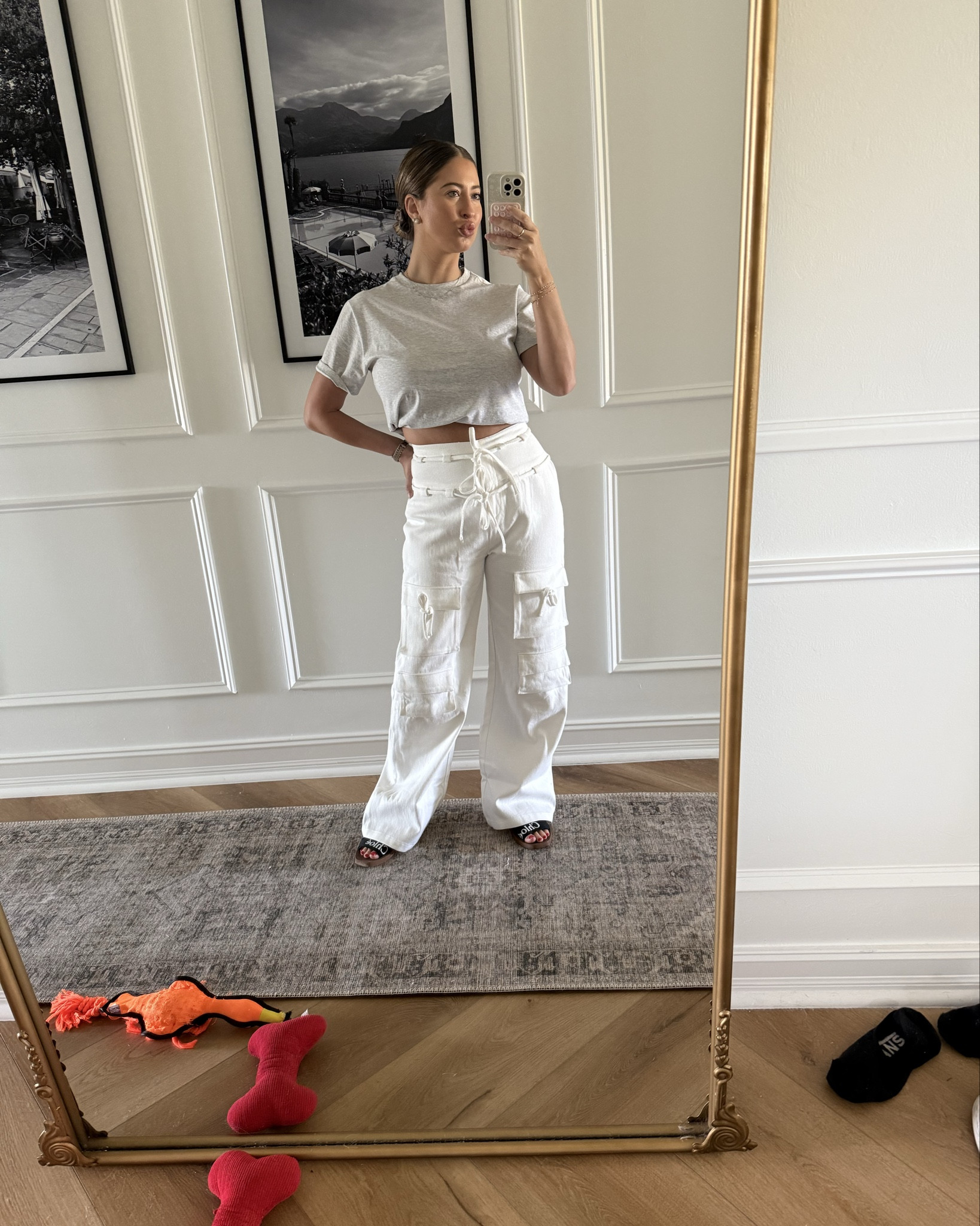 White bow pants cargo white jeans grey Tagore Abercrombie saboskirt 

#LTKStyleTip #LTKGiftGuide #LTKFindsUnder100