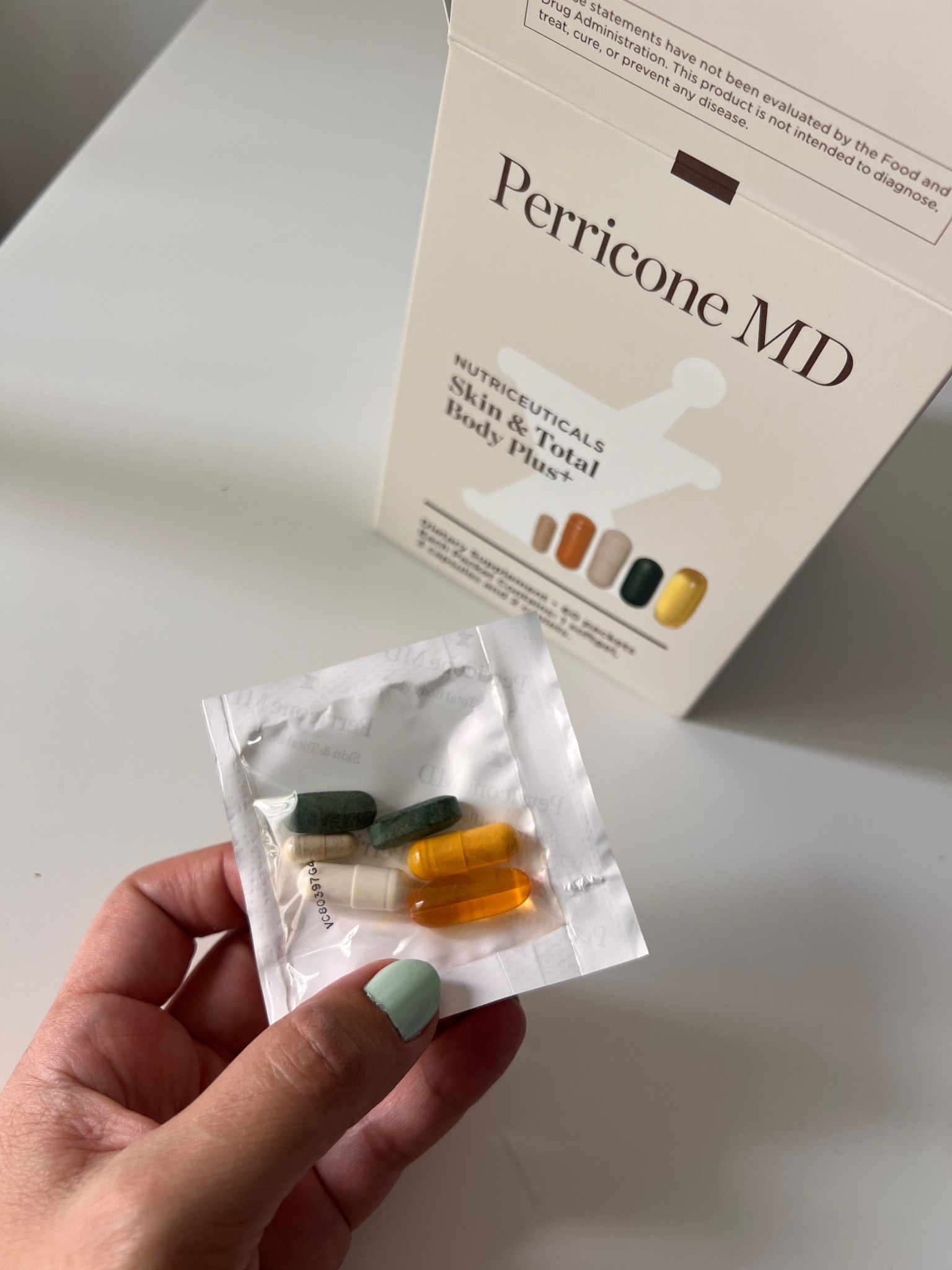 Perricone MD Body Total Plus multivitamin kit

#LTKActive #LTKFindsUnder100 #LTKOver40