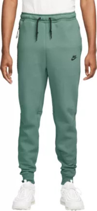 Nike Men's Tech Fleece Slim Fit Jogger Sweatpants | Dick's Sporting Goods