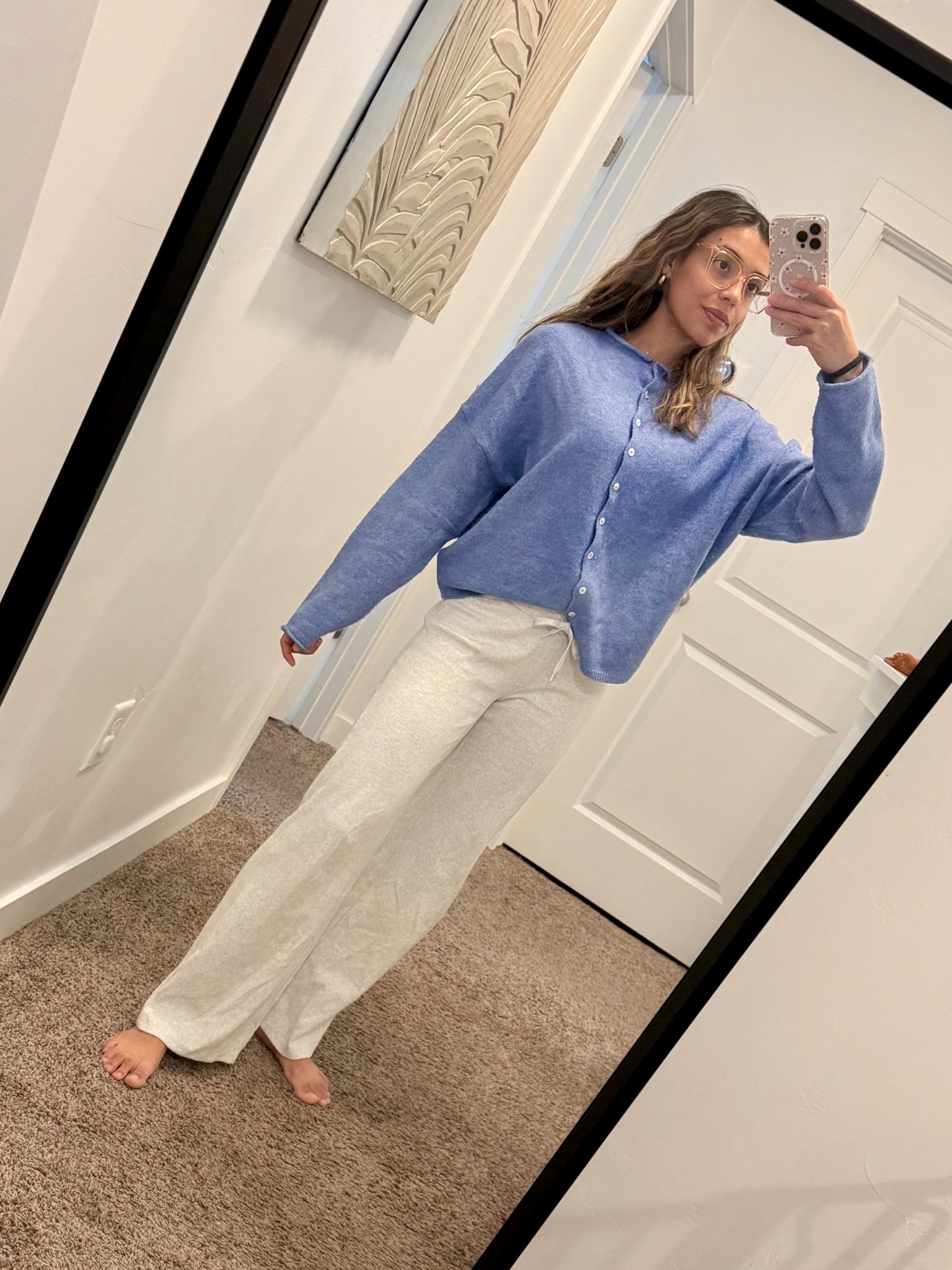Comfy outfit for home or a chill day. This sweater is the best for a the fall transition plus there are so many color available.
Fall style, sweater style, cardigan 

#LTKFallSale #LTKSaleAlert #LTKU