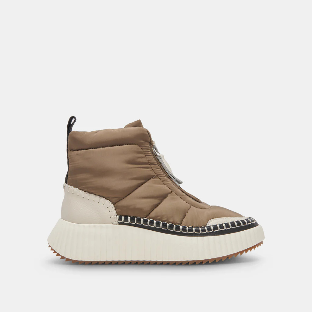 Devlin Sneakers | DolceVita.com