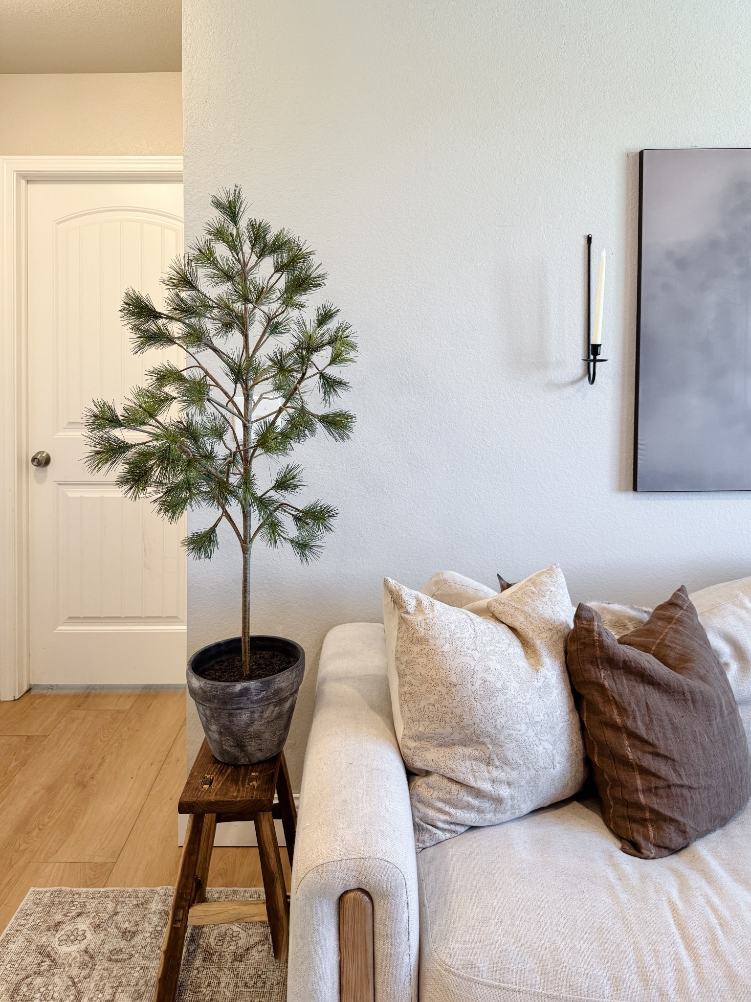 the prettiest pine tree on SALE 🌲 

#LTKHome #LTKSeasonal #LTKSaleAlert