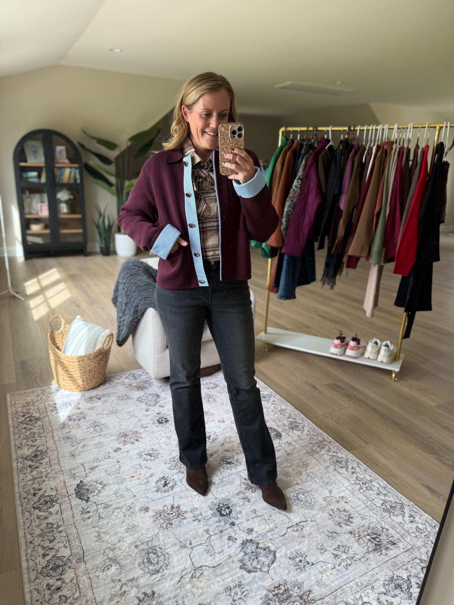 Walmart 
Walmart new arrivals
Walmart fall outfits 
Fall outfits 
Sweater 
Denim 

Everything fits TTS