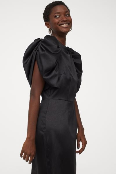 Puff-sleeved satin dress | H&M (UK, MY, IN, SG, PH, TW, HK)