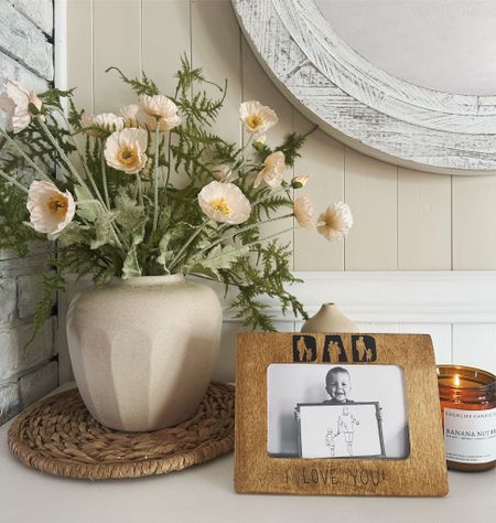 Spring and Summer Entryway Table Decor | vase | faux floral | frame 