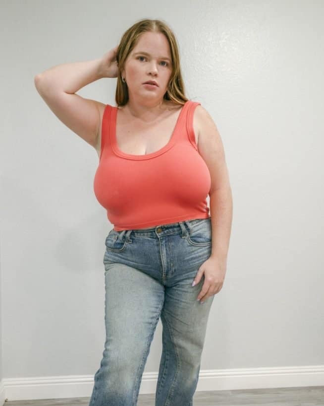 Pretty in pink 💕 and purple 💜! The Go-To Tank paired with these perfectly casual blue We The Free Jeans is my new fave for easy, stylish days. Tap to shop this colorful combo on my LTK! 🎀👖 #FreePeopleStyle #LTKSpring #EffortlessFashion