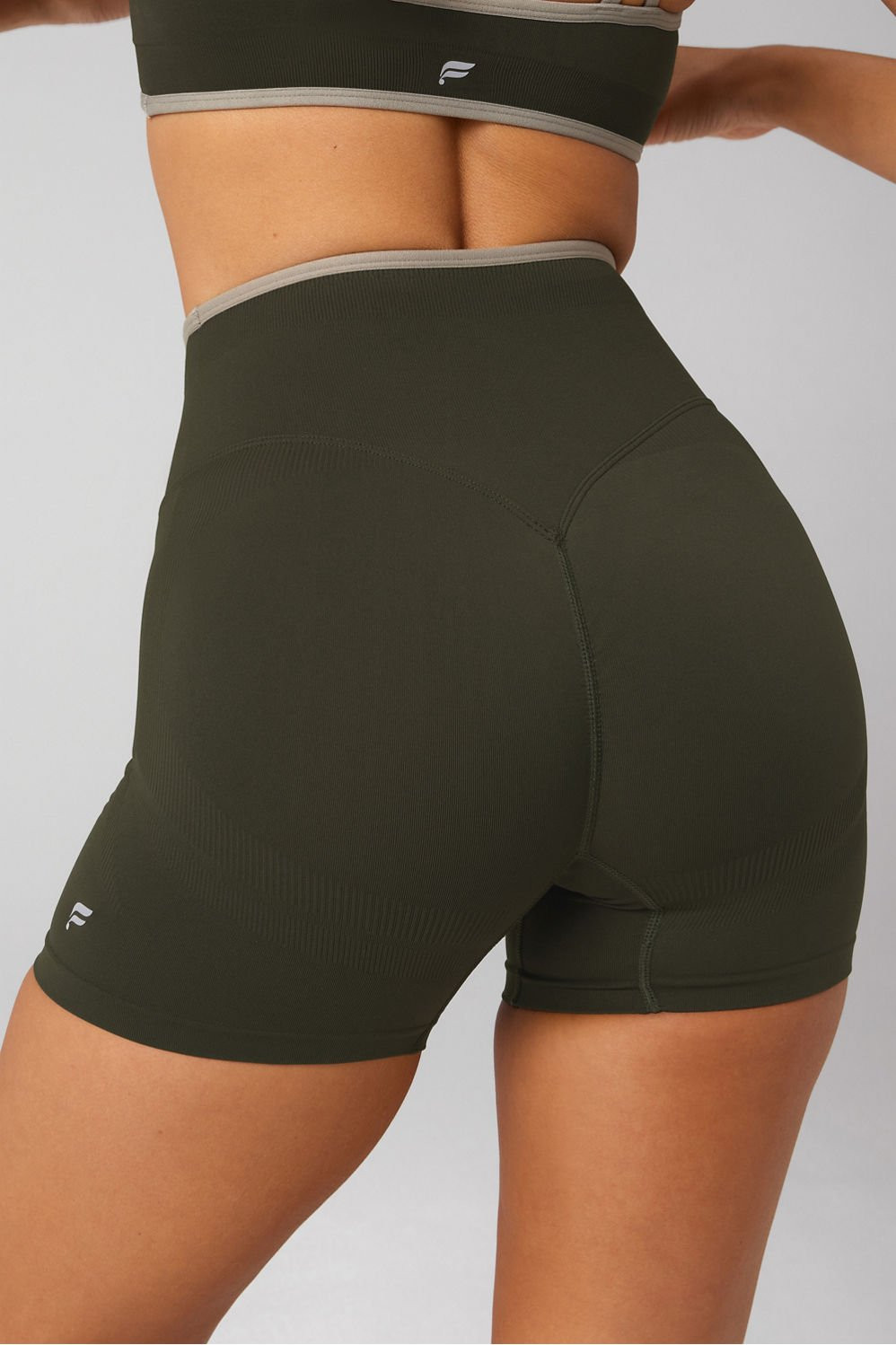 Seamless Scrunch Short 4" | Fabletics