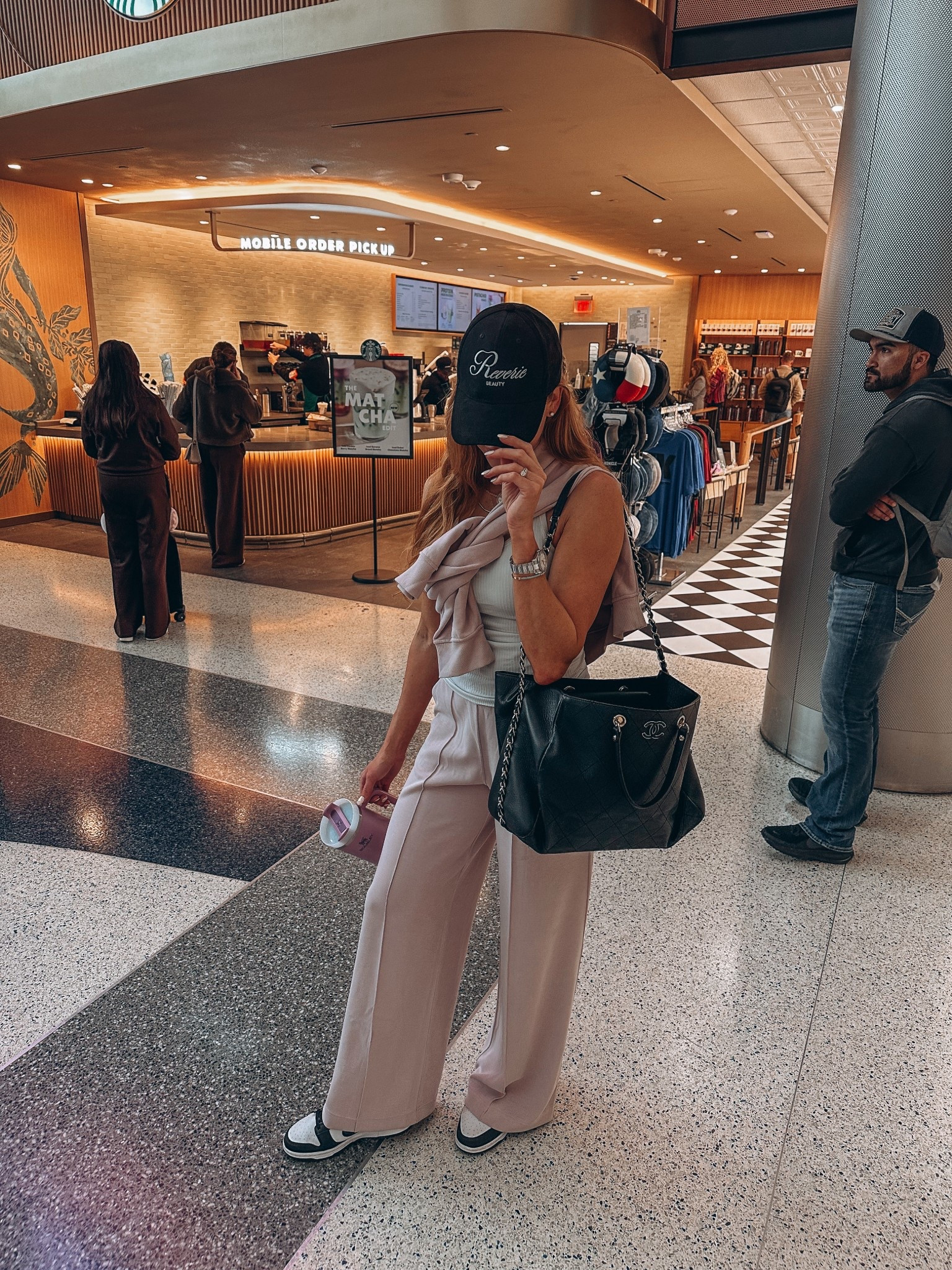 Airport fit 🎀

#LTKActive #LTKTravel