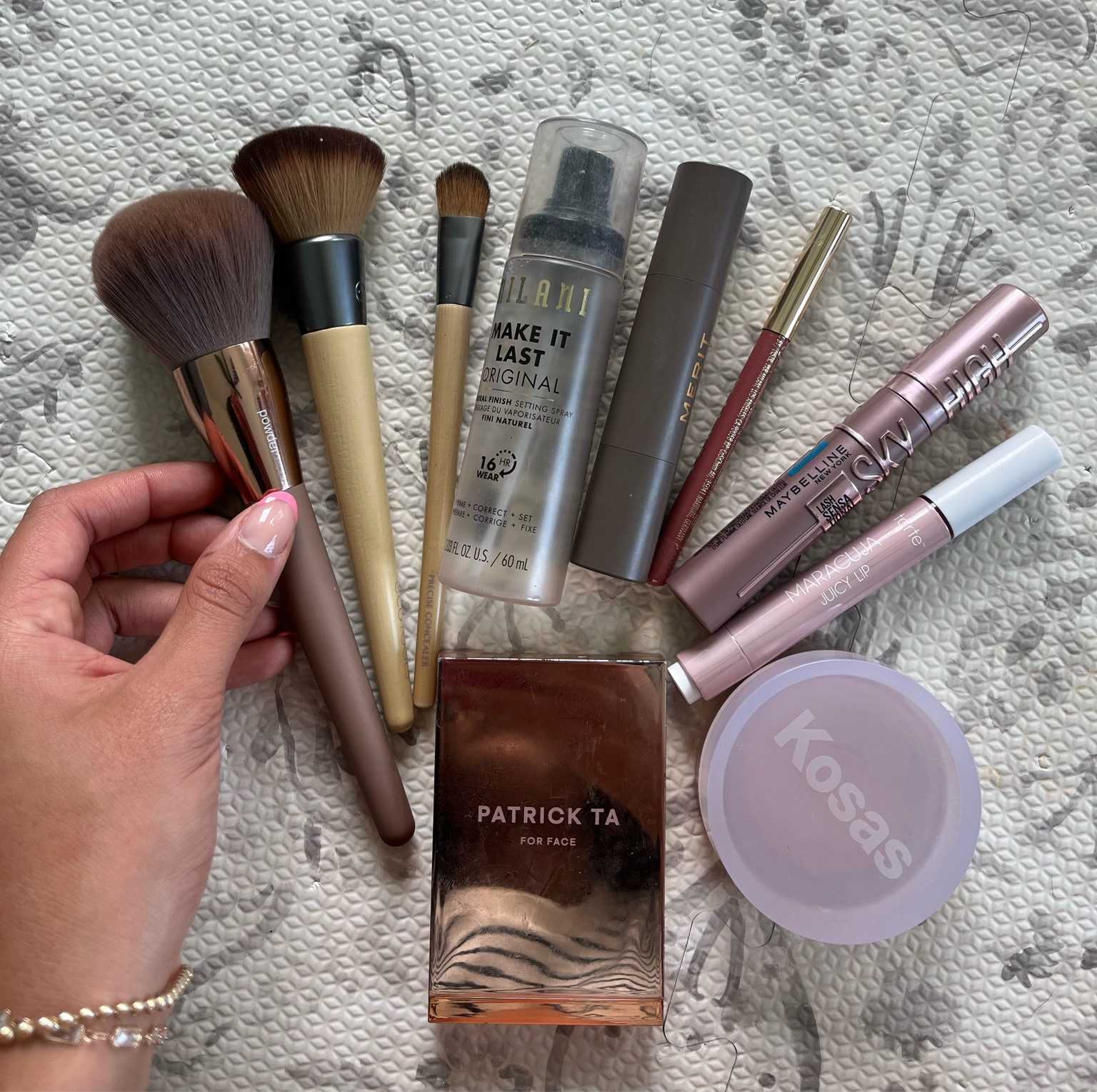 my everyday simple mom makeup that takes me 5 minutes 🫶🏽

#LTKBeauty