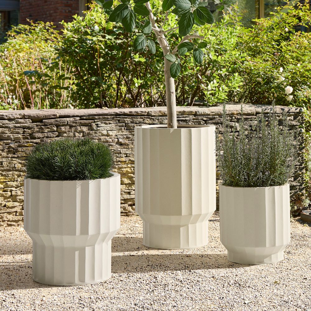 Parker Pedestal Ficonstone Indoor/Outdoor Planters | West Elm (US)