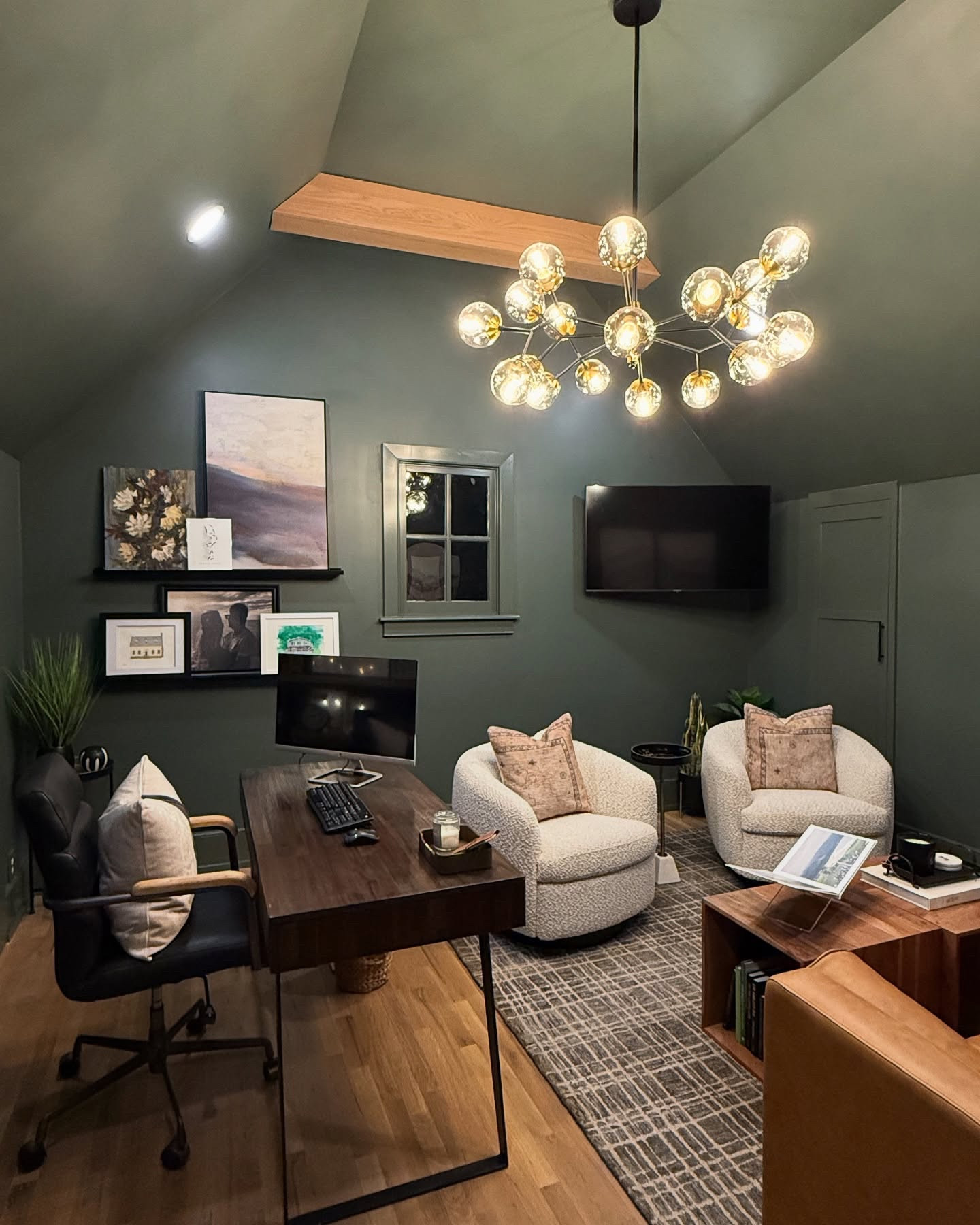 Is dark green still a popular color this year? Absolutely! 🌱 This timeless shade continues to bring depth, elegance and a touch of nature into homes. 

#LTKHome