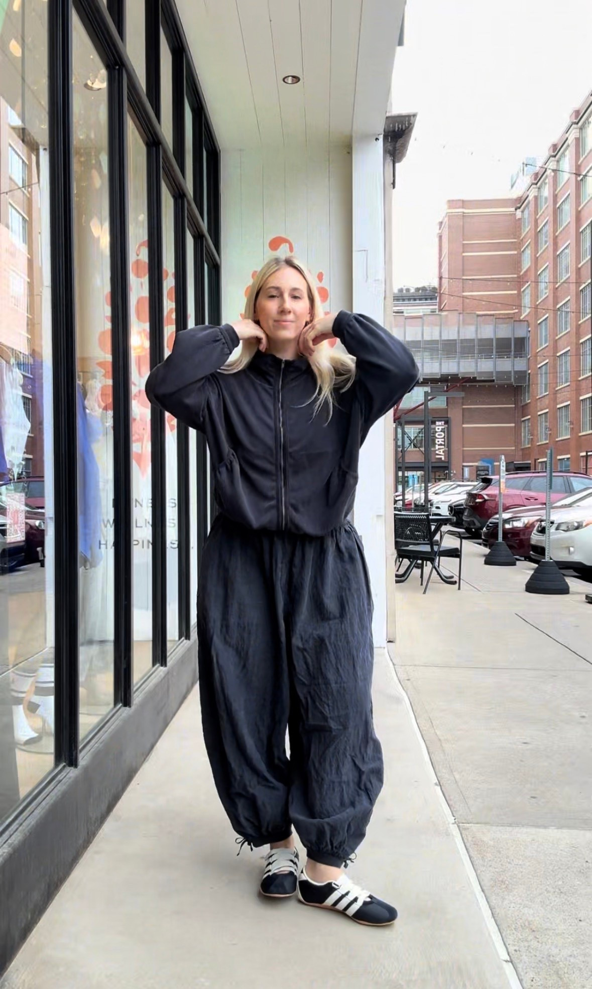 🖤🖤🖤🖤

Jacket / L
Pants / L
Shoes TTS

free people, free people movement, FP movement, casual outfit, adidas, adidas tokyo, free people outfit, outfit of the day, street style, ootd

#LTKActive #LTKootd #LTKWorkwear