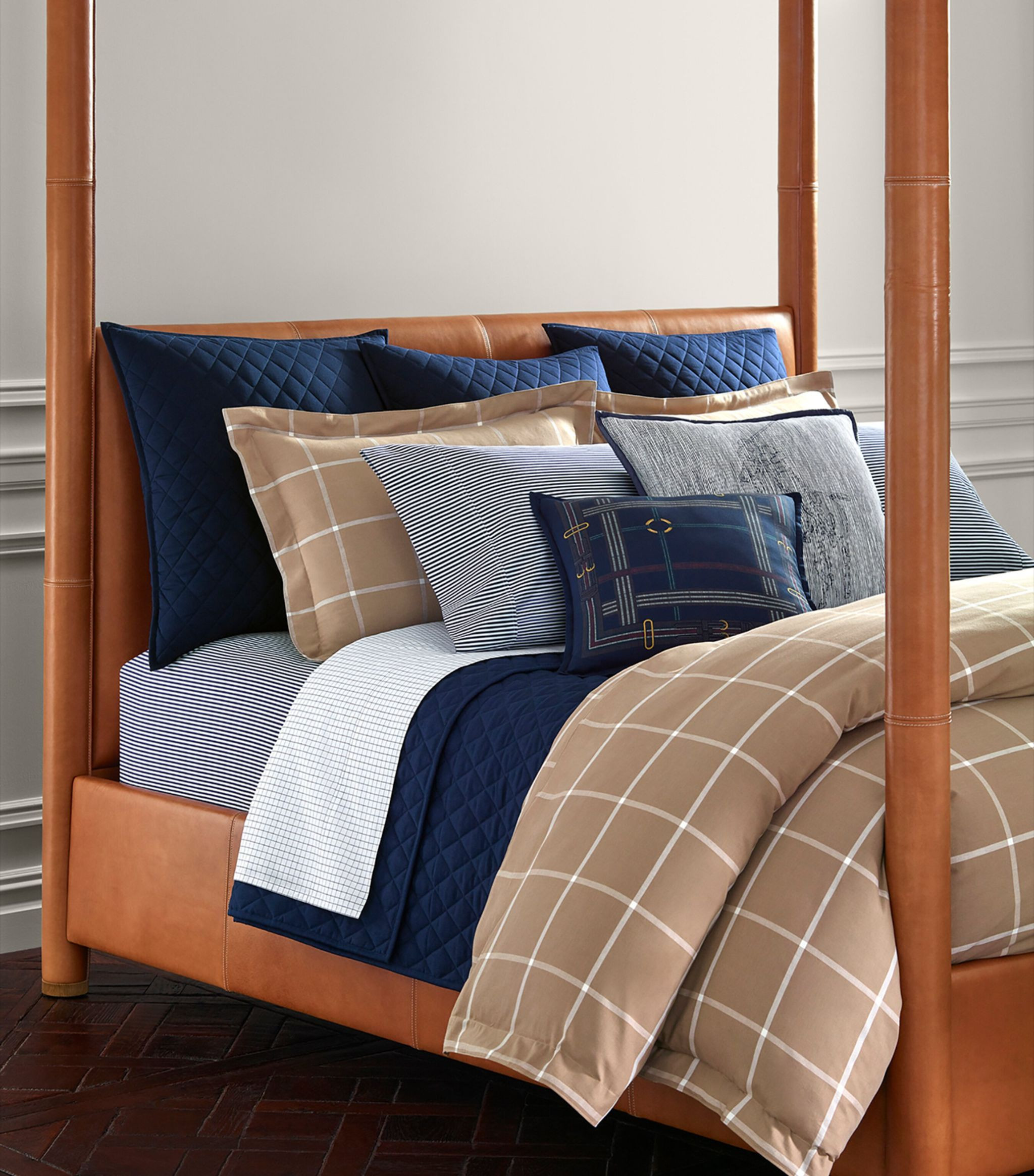 Modern Equestrian Double Duvet Cover (200cm x 200cm) | Harrods