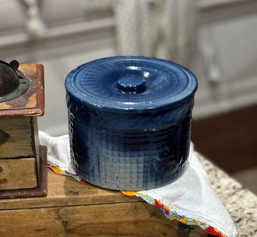 Vintage 1800's Salt Glaze Butter Crock With Lid, Blue and White Daisy Waffle Weave Pattern, VERY ... | Etsy (US)