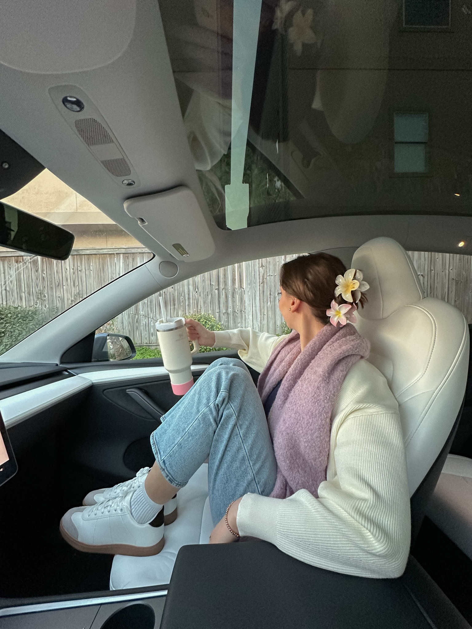 staying cozy in pastels 🤍

if shopping on poshmark, use MARYWOREWHAT for credit towards your first order!

[winter outfit ideas, casual ootd idea, aritizia decision shrug, sambas sneakers, flower claw clip, stanley cup, pink lilac dress wool scarf, light wash jeans, crew socks, cold weather style, spring transitional outfits, pinterest aesthetic, soft girl, vanilla girl] 

#LTKStyleTip #LTKShoeCrush #LTKTravel