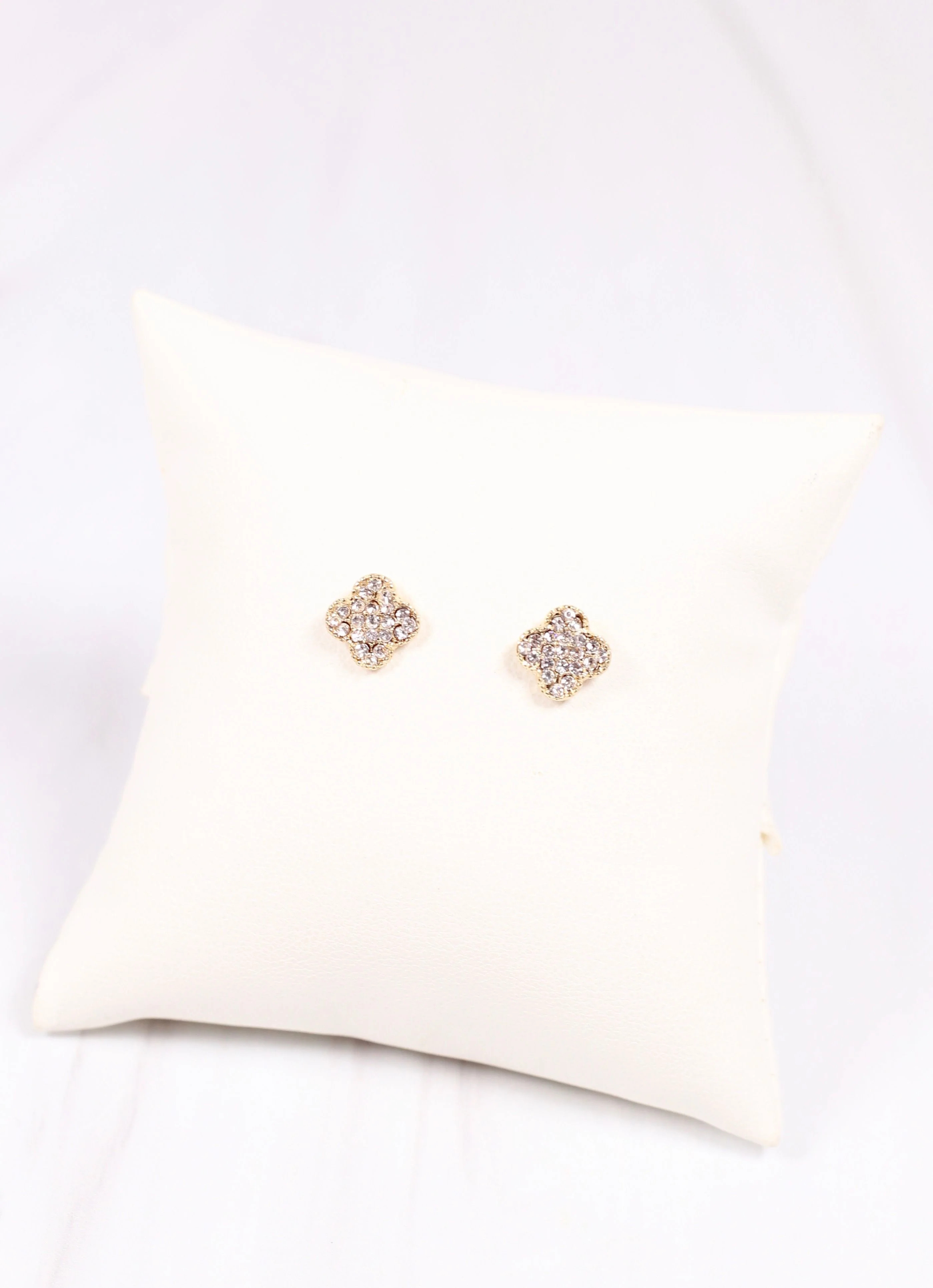 Quinn CZ Clover Earring GOLD | Caroline Hill