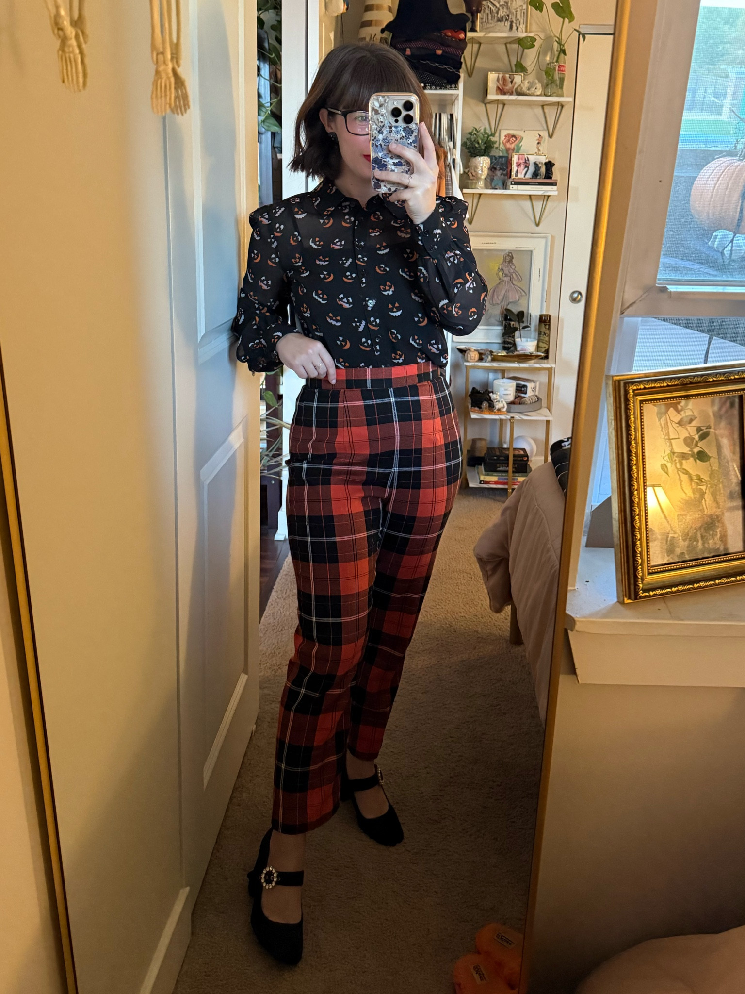 Mixing prints is fun and not just for 2010 💀 these pants are Hell Bunny and there is currently an XS  available. I can’t link, but if that’s your size I highly recommend  

#LTKStyleTip #LTKHalloween #LTKWorkwear