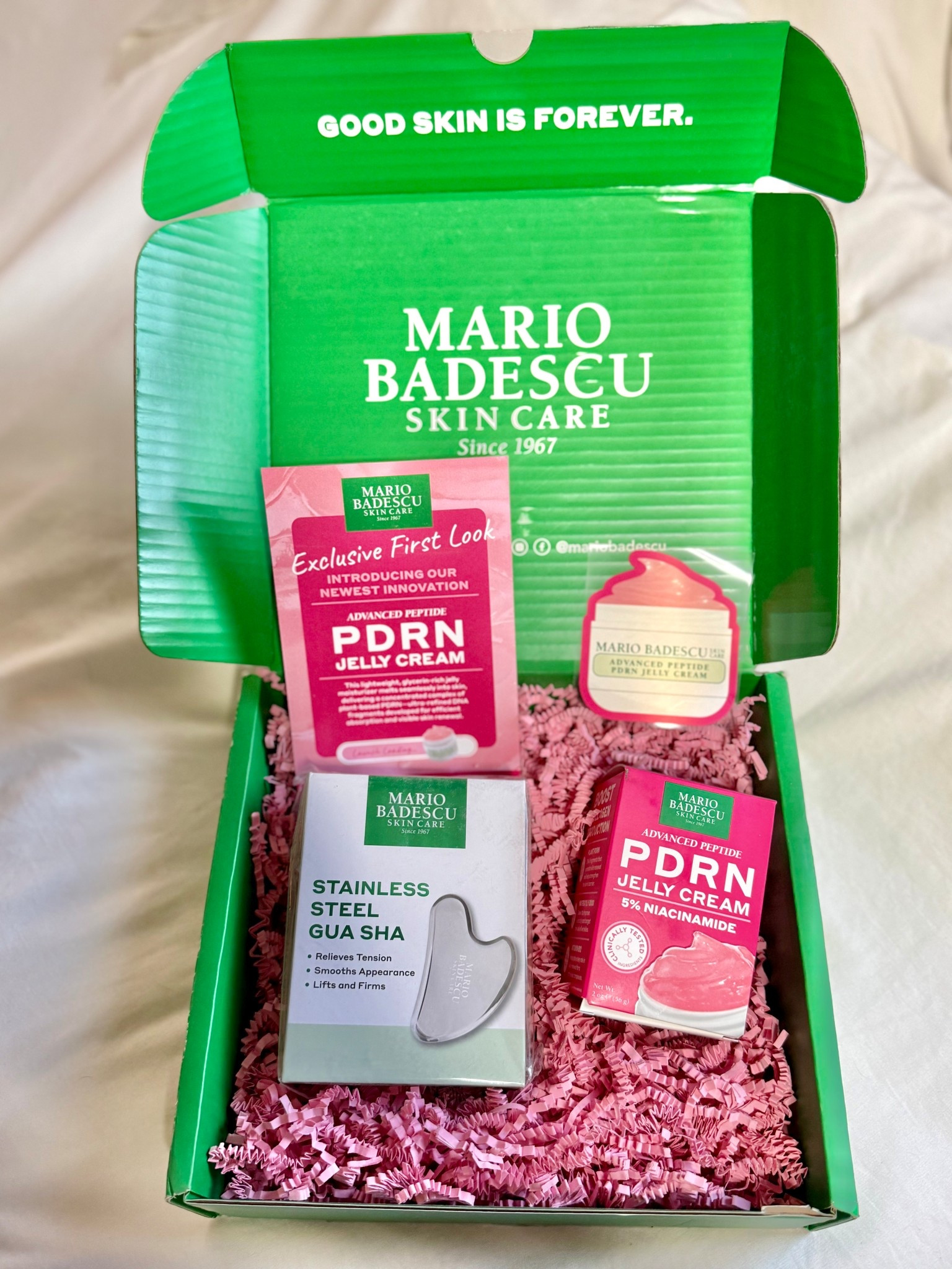 
Unboxing the NEW Advanced Peptide PDRN Jelly Cream from @mariobadescu 💗

This lightweight peptide jelly moisturizer is powered by vegan PDRN, Matrixyl® 3000 peptides + 5% niacinamide to help smooth fine lines, improve uneven tone + texture, boost hydration, and support the skin barrier.

It’s naturally pink from Vitamin B12 (color may fade over time, effectiveness remains) and absorbs quickly, making it easy to layer into your morning or night skincare routine.

And it’s only $20 — such an affordable way to try a peptide + niacinamide moisturizer.

They’re also running a Buy One, Get One Free on Spring favorites with code GET2 on their site.

#ad @Mario Badescu mariobadescu #PDRN #mbPDRN #veganPDRN #mariobadescuPDRN

#LTKBeauty #LTKselfcare #LTKmomlife